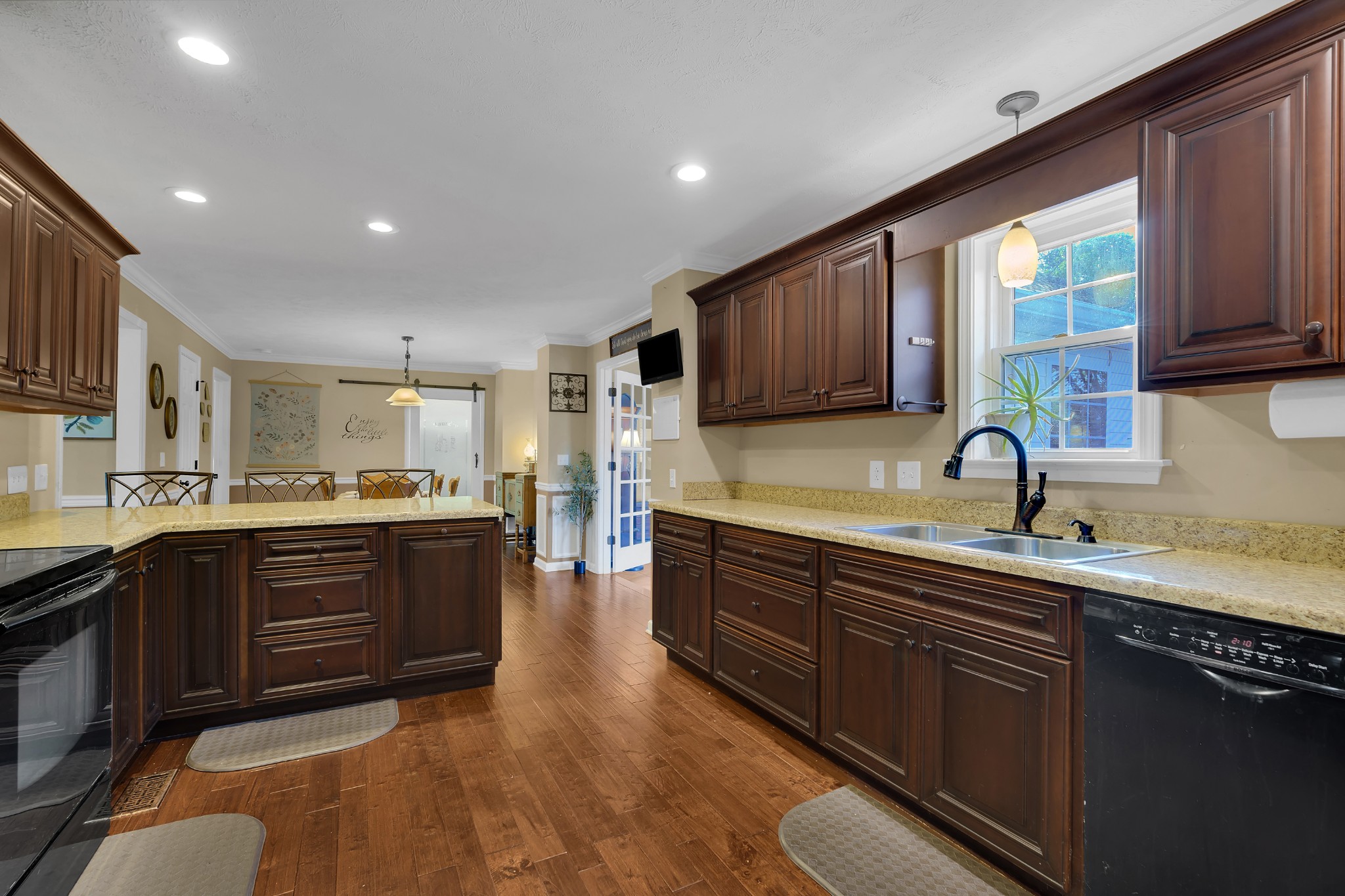 161 Brown Ln