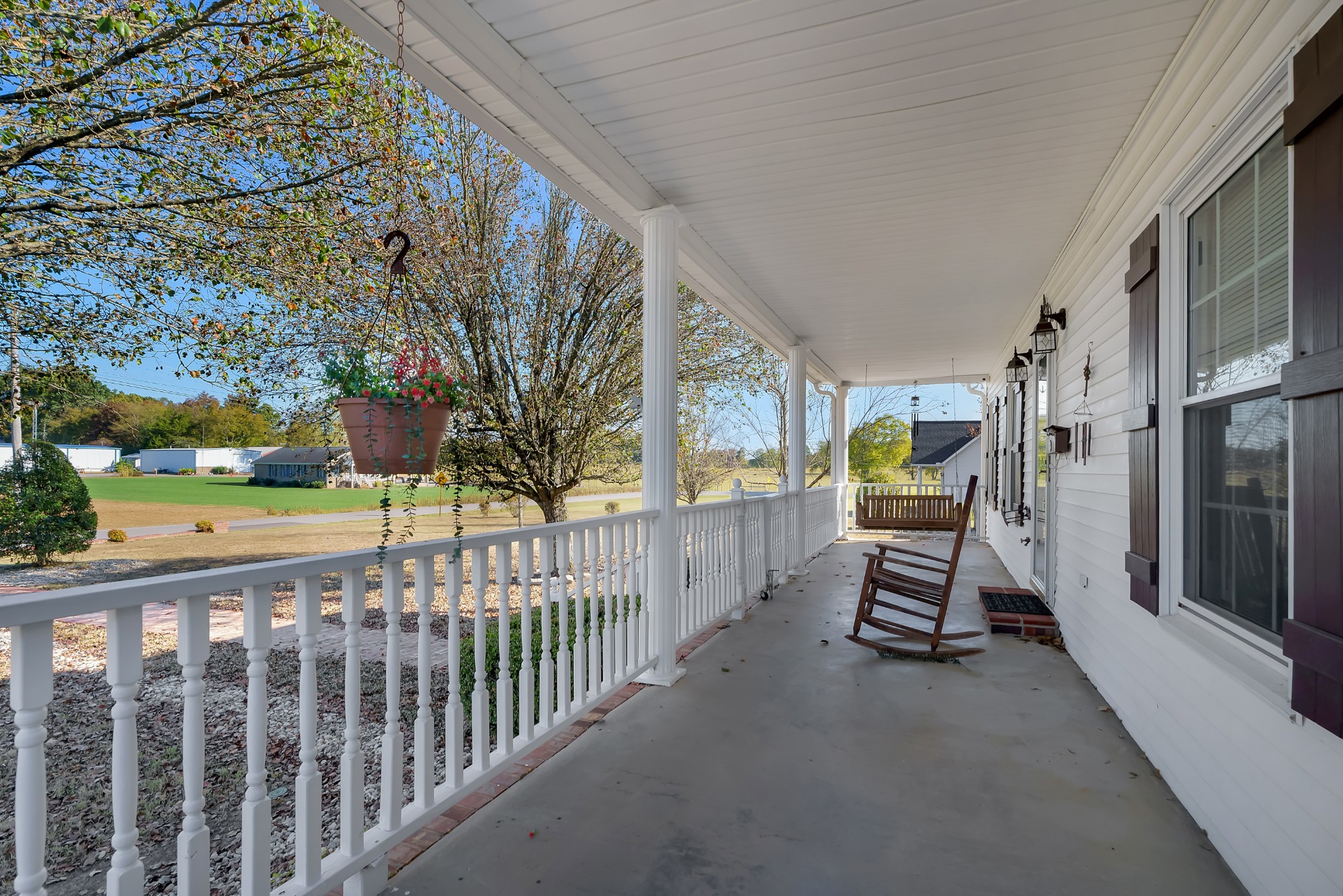 161 Brown Ln