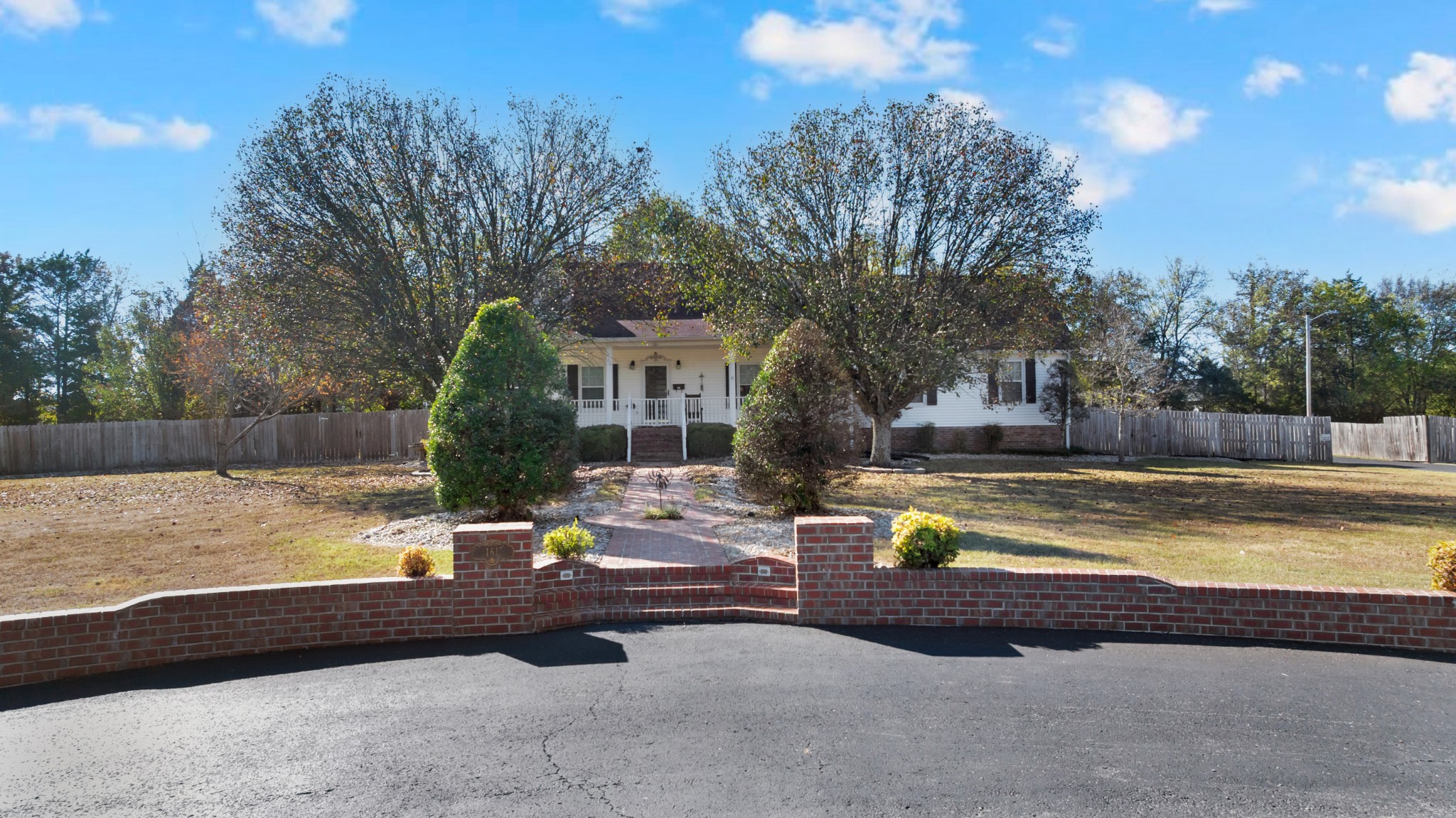 161 Brown Ln