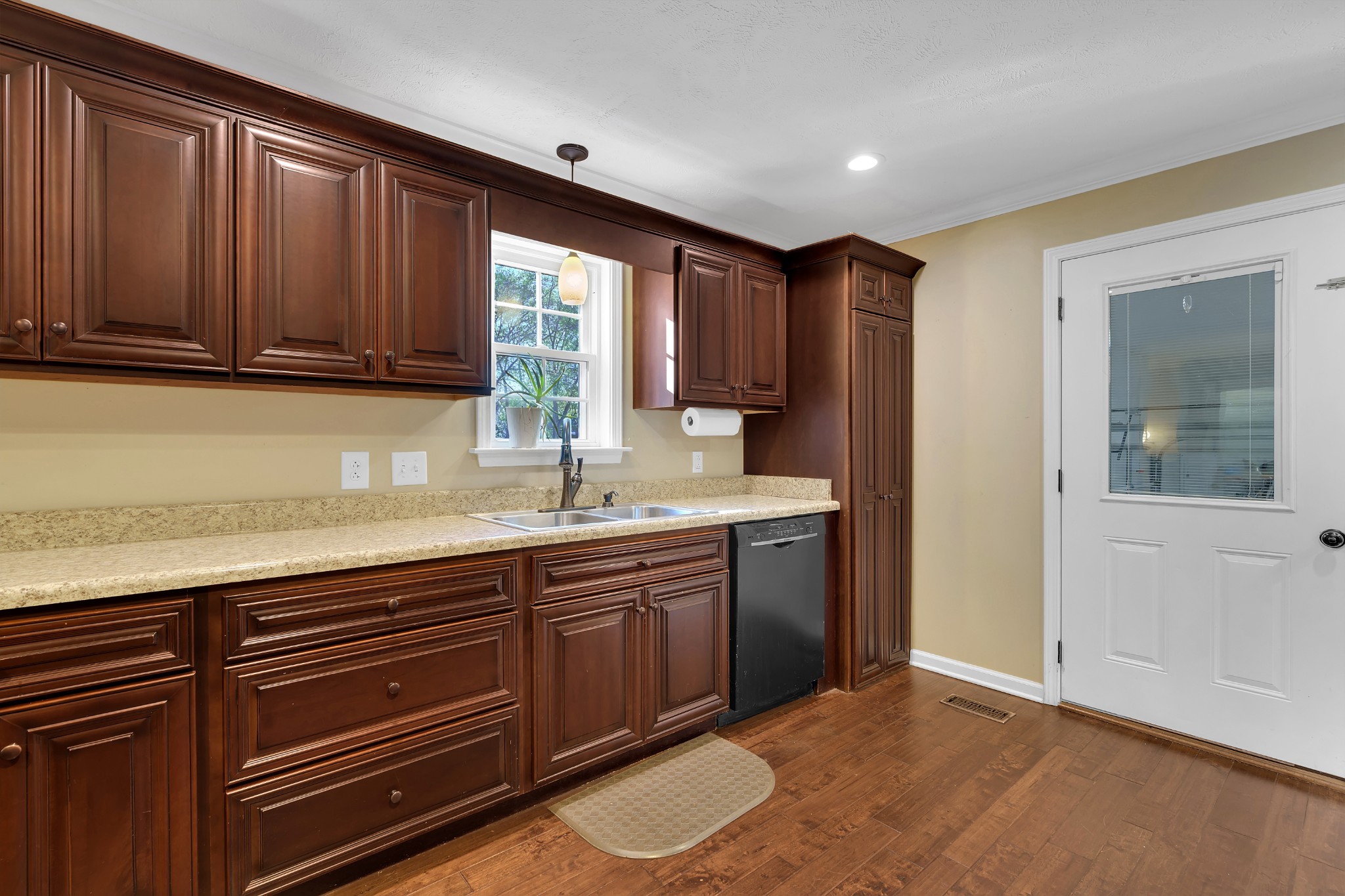 161 Brown Ln