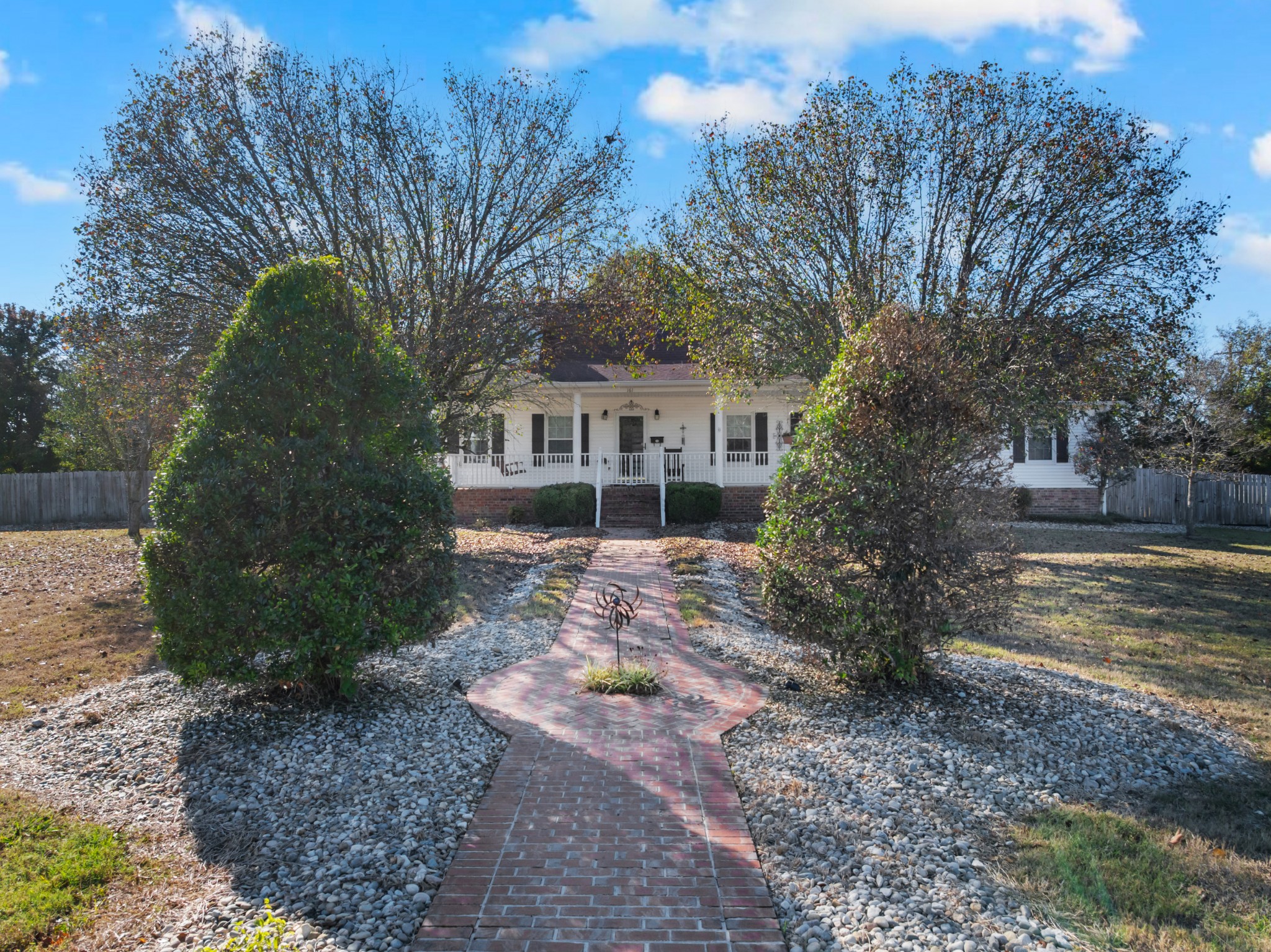 161 Brown Ln