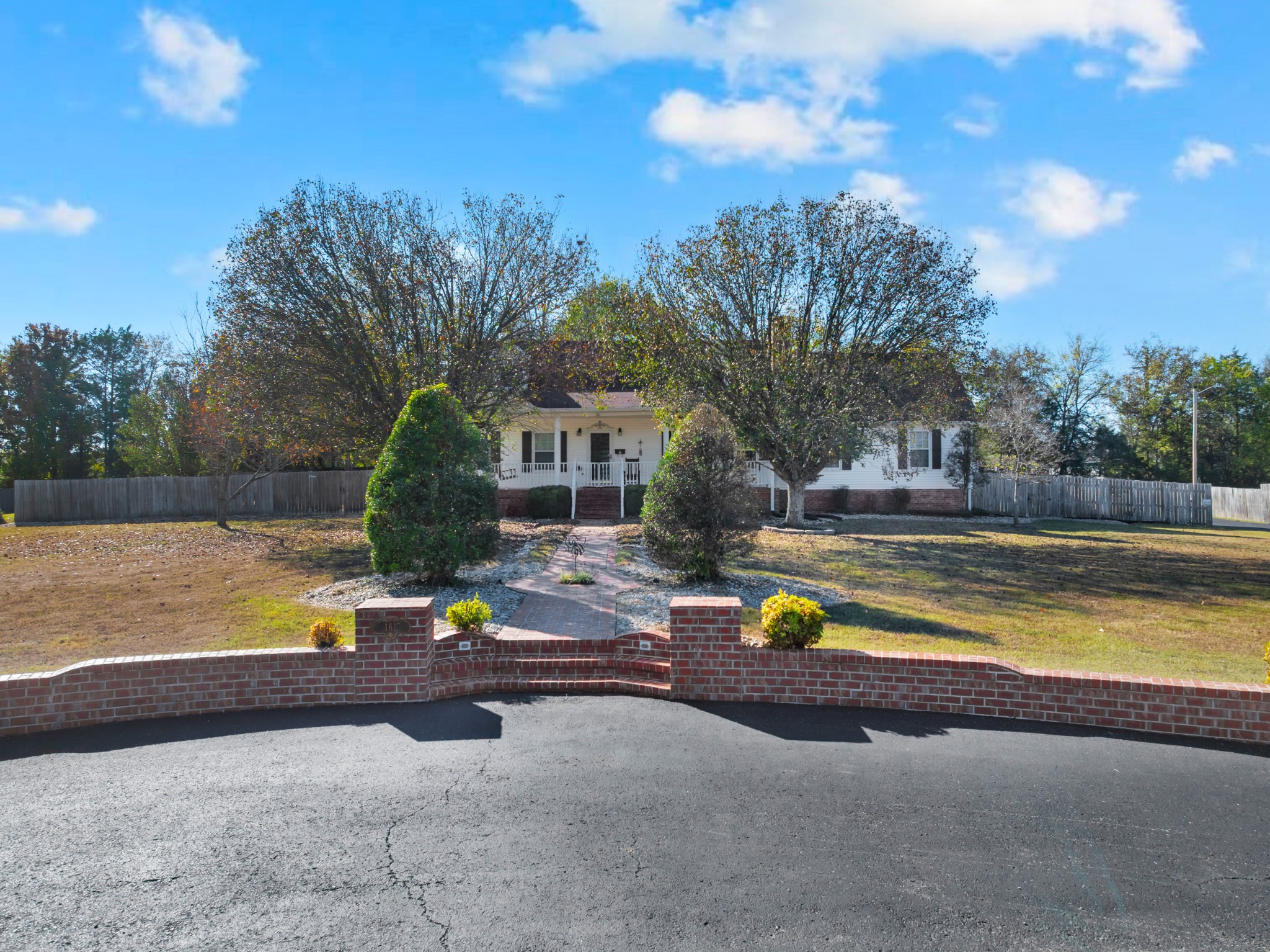 161 Brown Ln