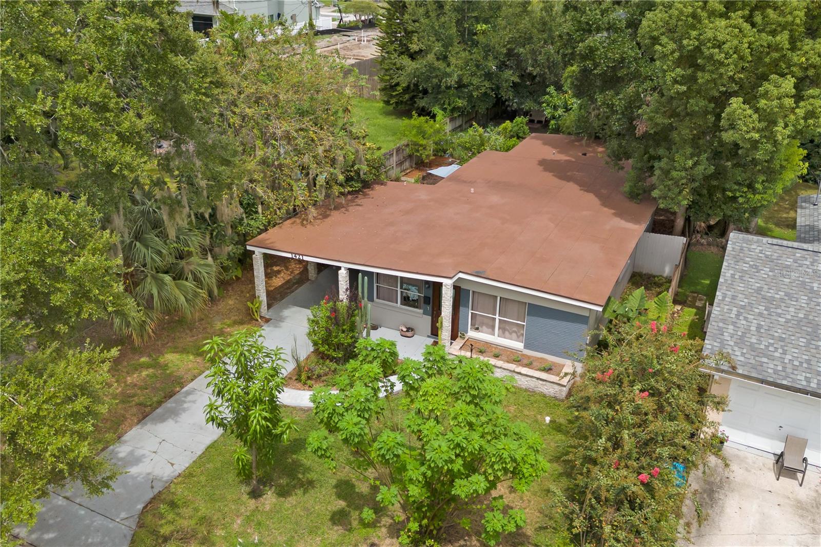 1421 W NEW HAMPSHIRE ST