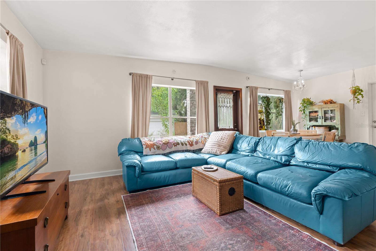 1421 W NEW HAMPSHIRE ST