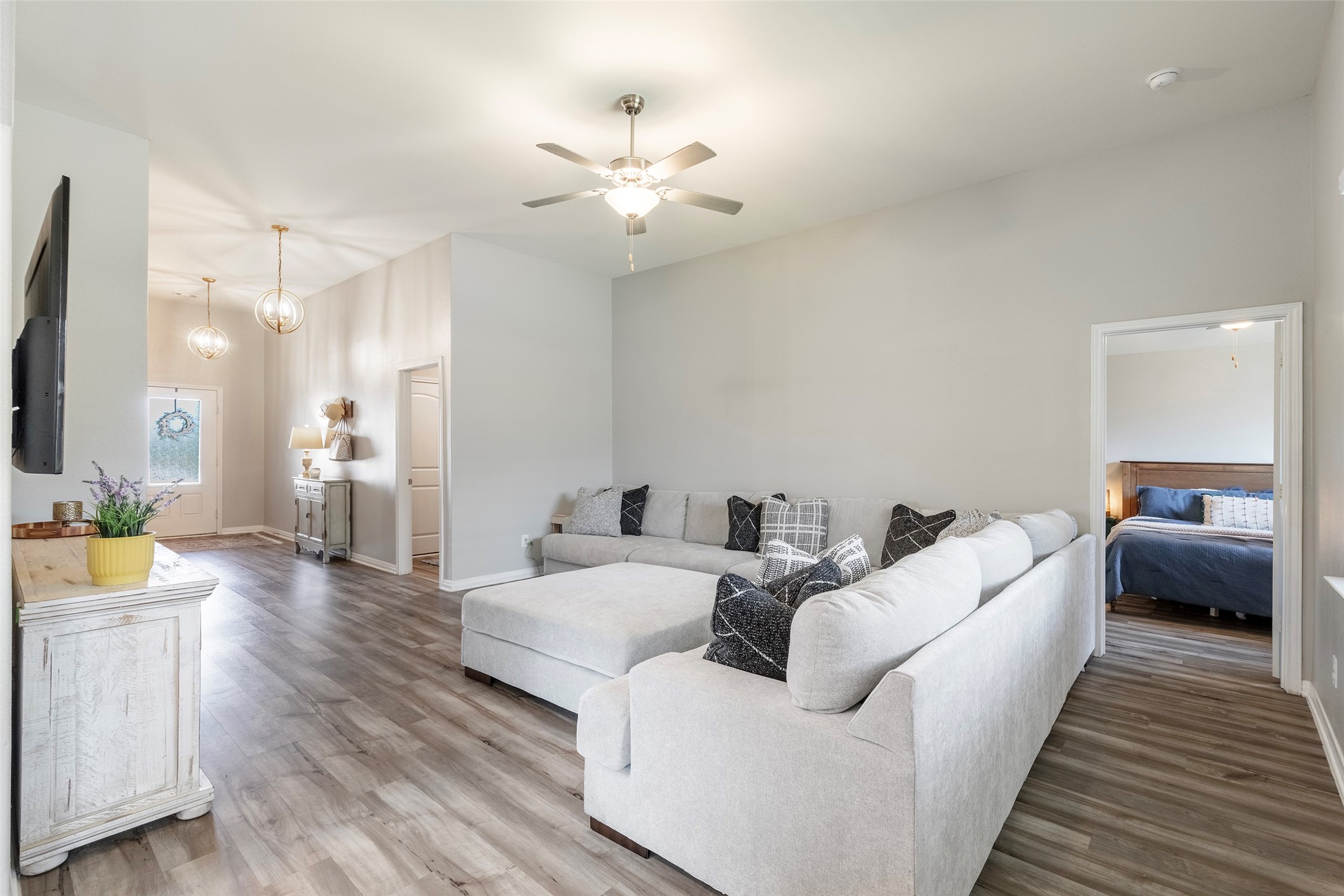 7532 Noble Oaks Drive