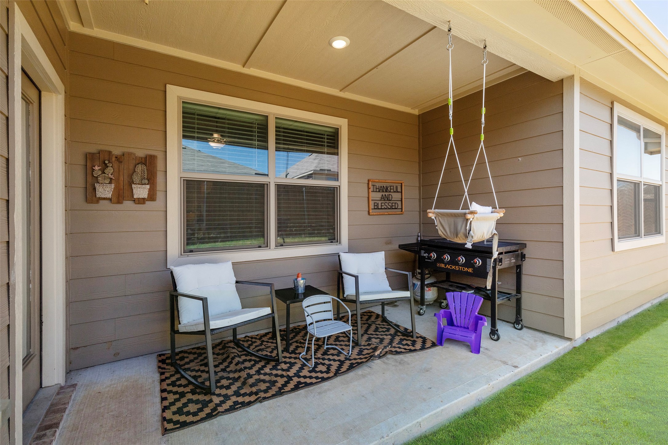 7532 Noble Oaks Drive
