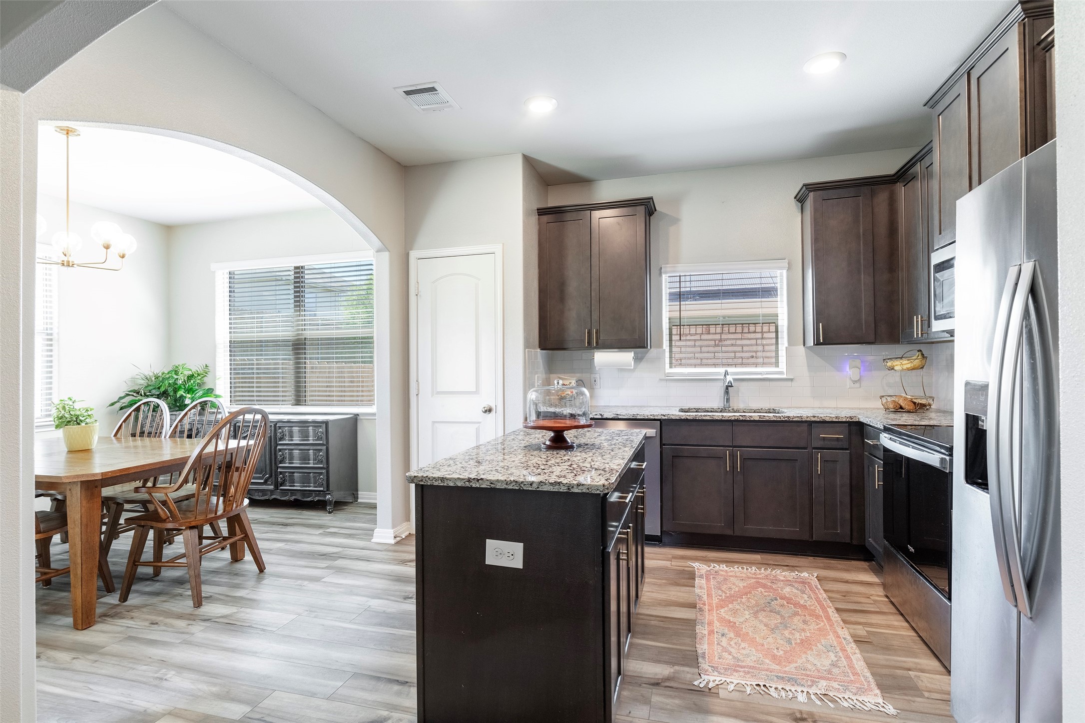 7532 Noble Oaks Drive