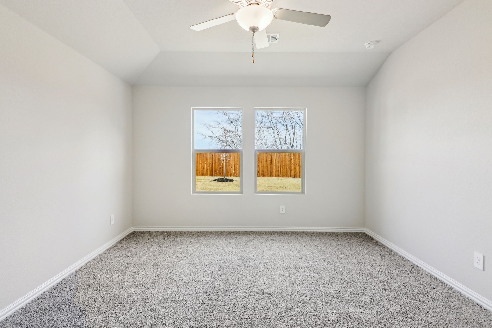 511 Loch Drive