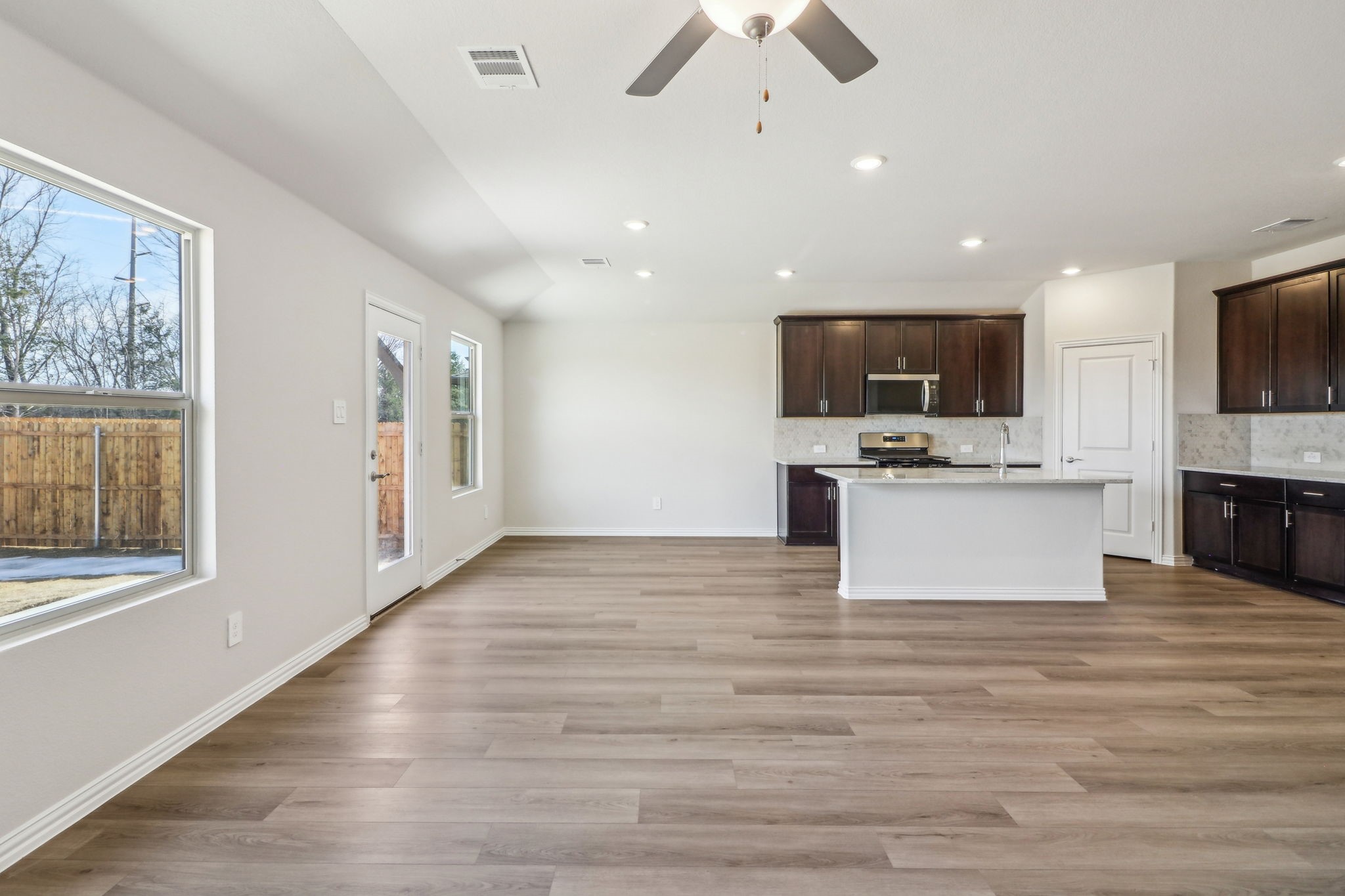511 Loch Drive