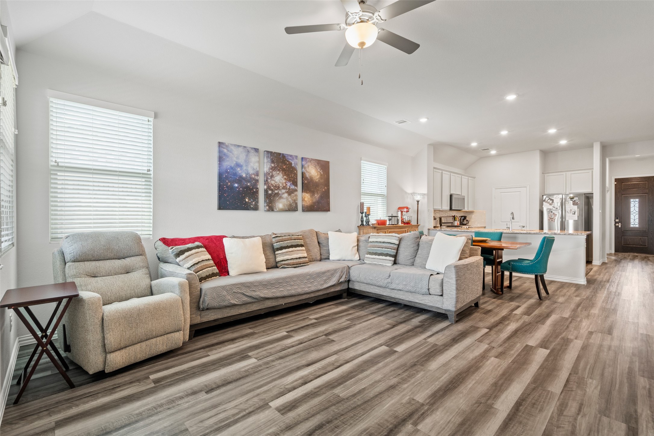 3016 Prairie Trail Avenue