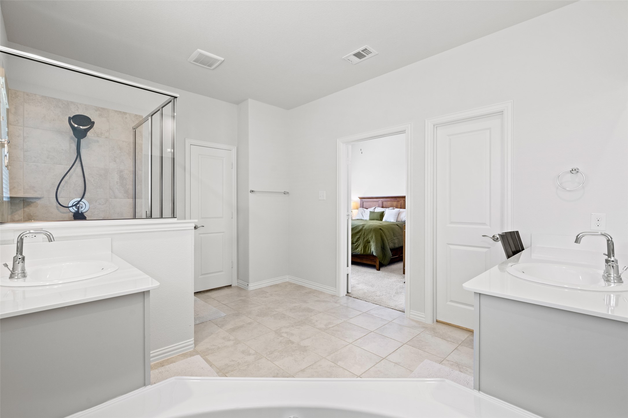 3016 Prairie Trail Avenue