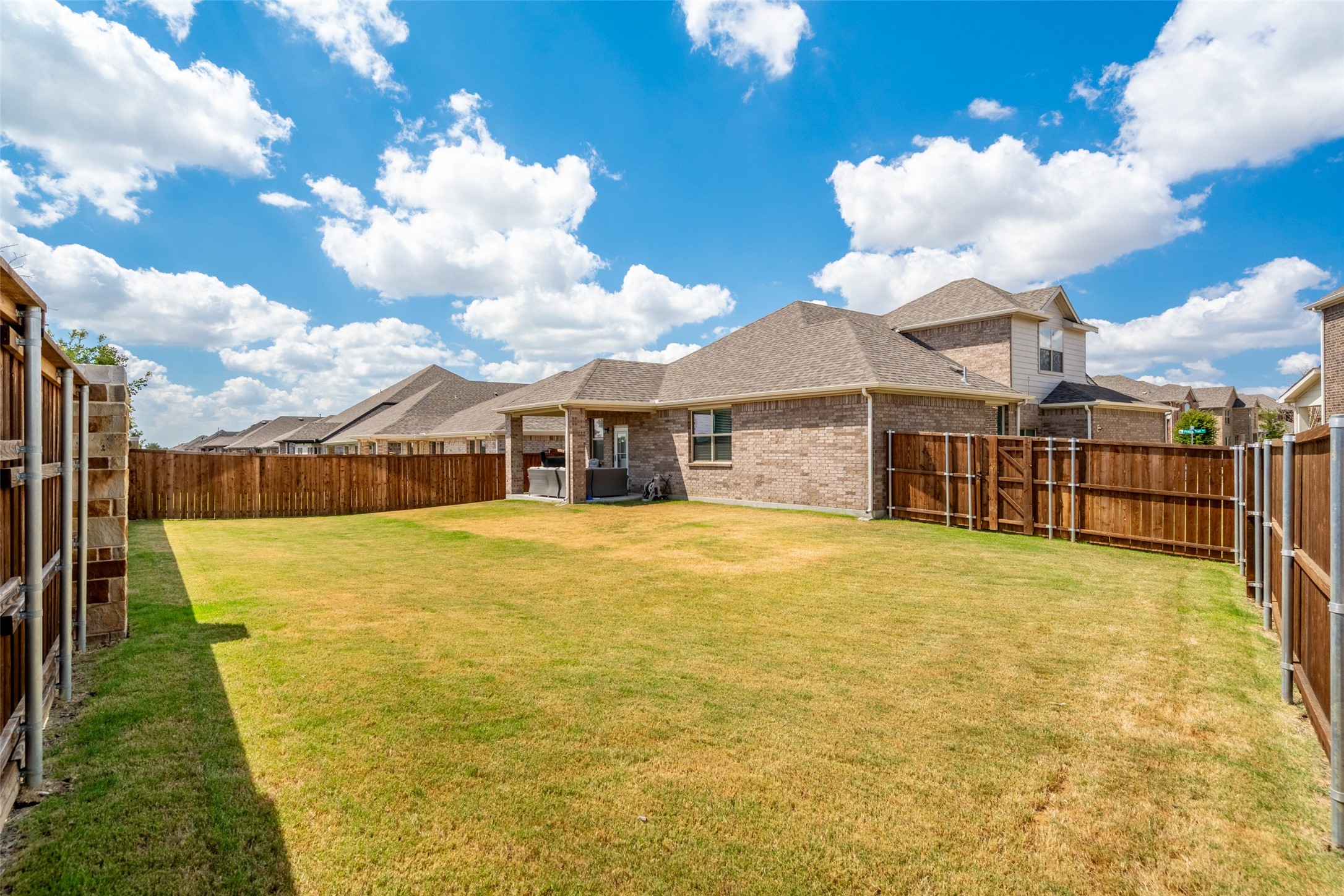 3016 Prairie Trail Avenue