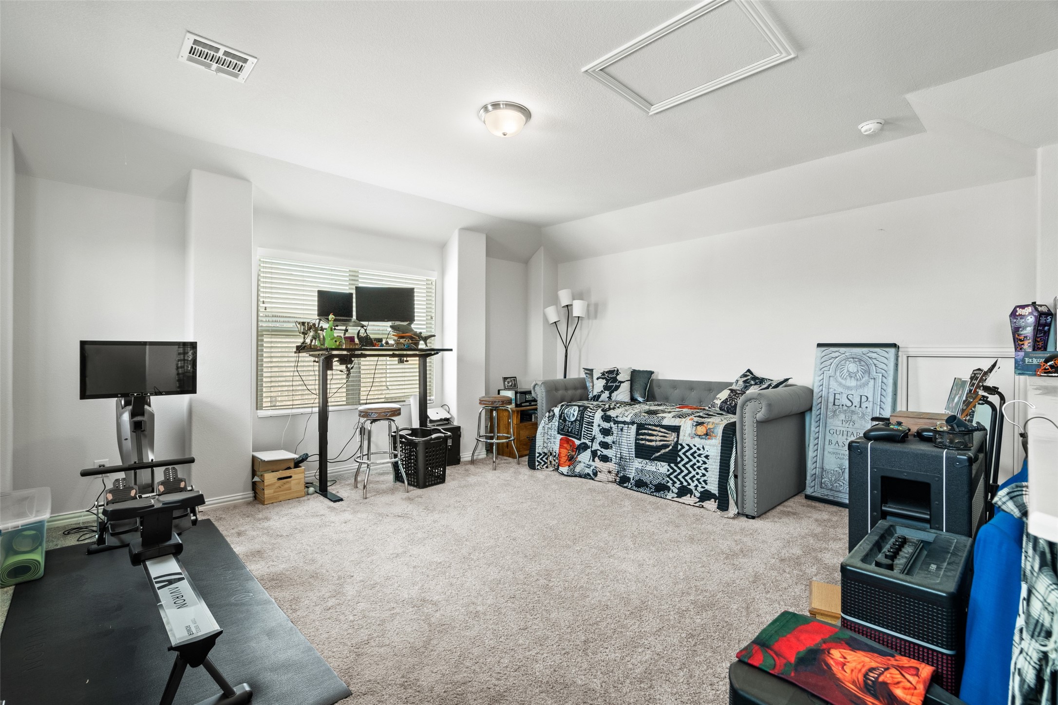 3016 Prairie Trail Avenue