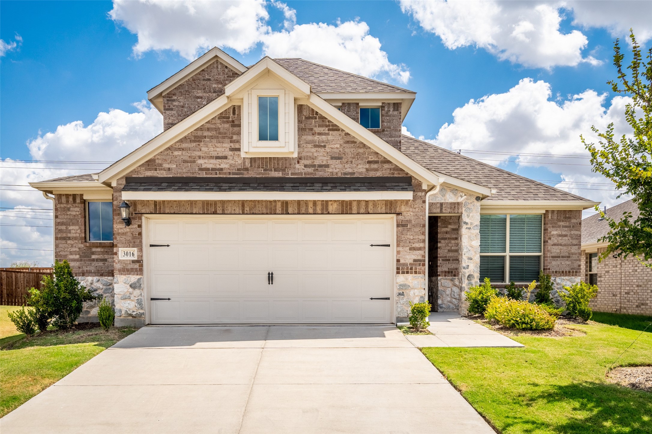 3016 Prairie Trail Avenue