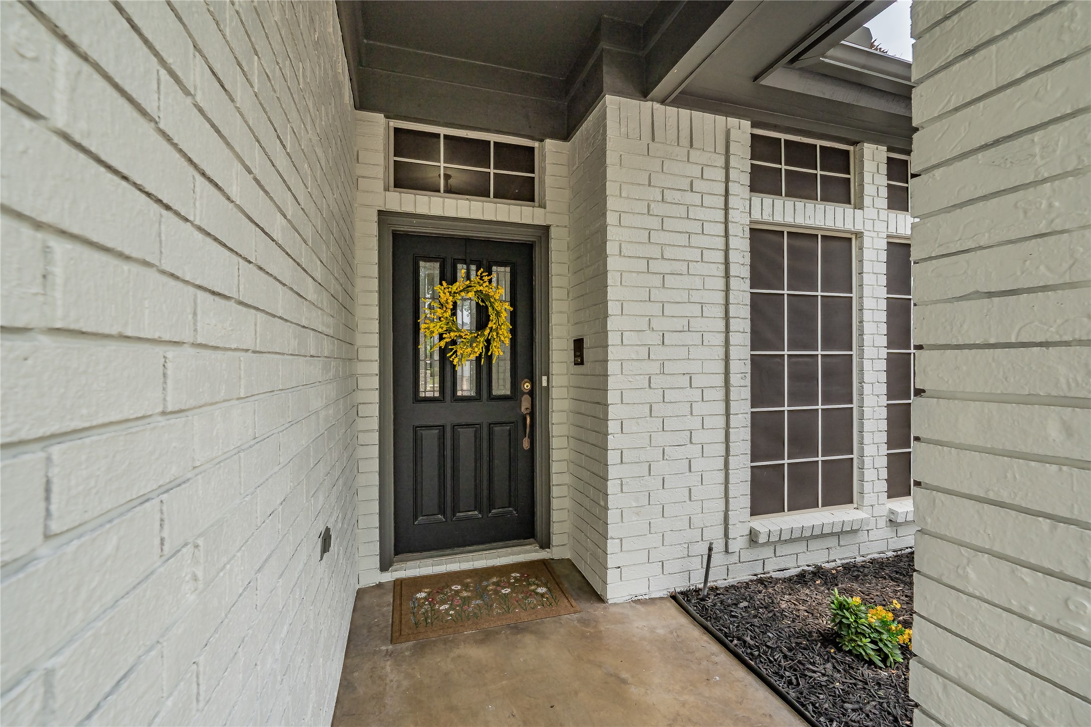 308 Creekside Drive