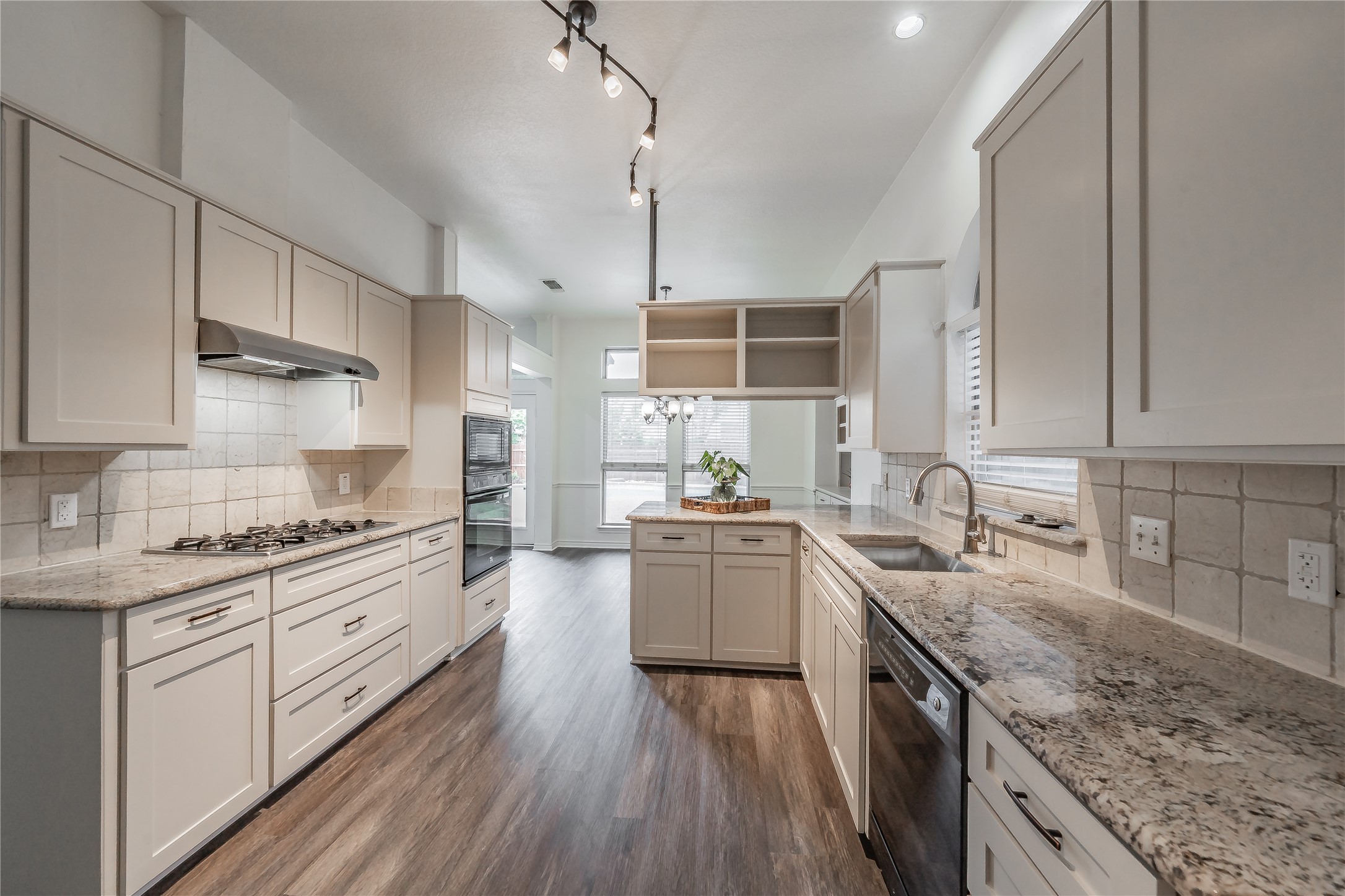 308 Creekside Drive