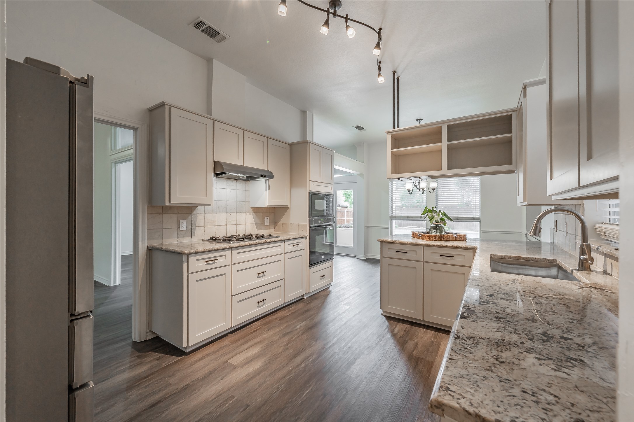 308 Creekside Drive