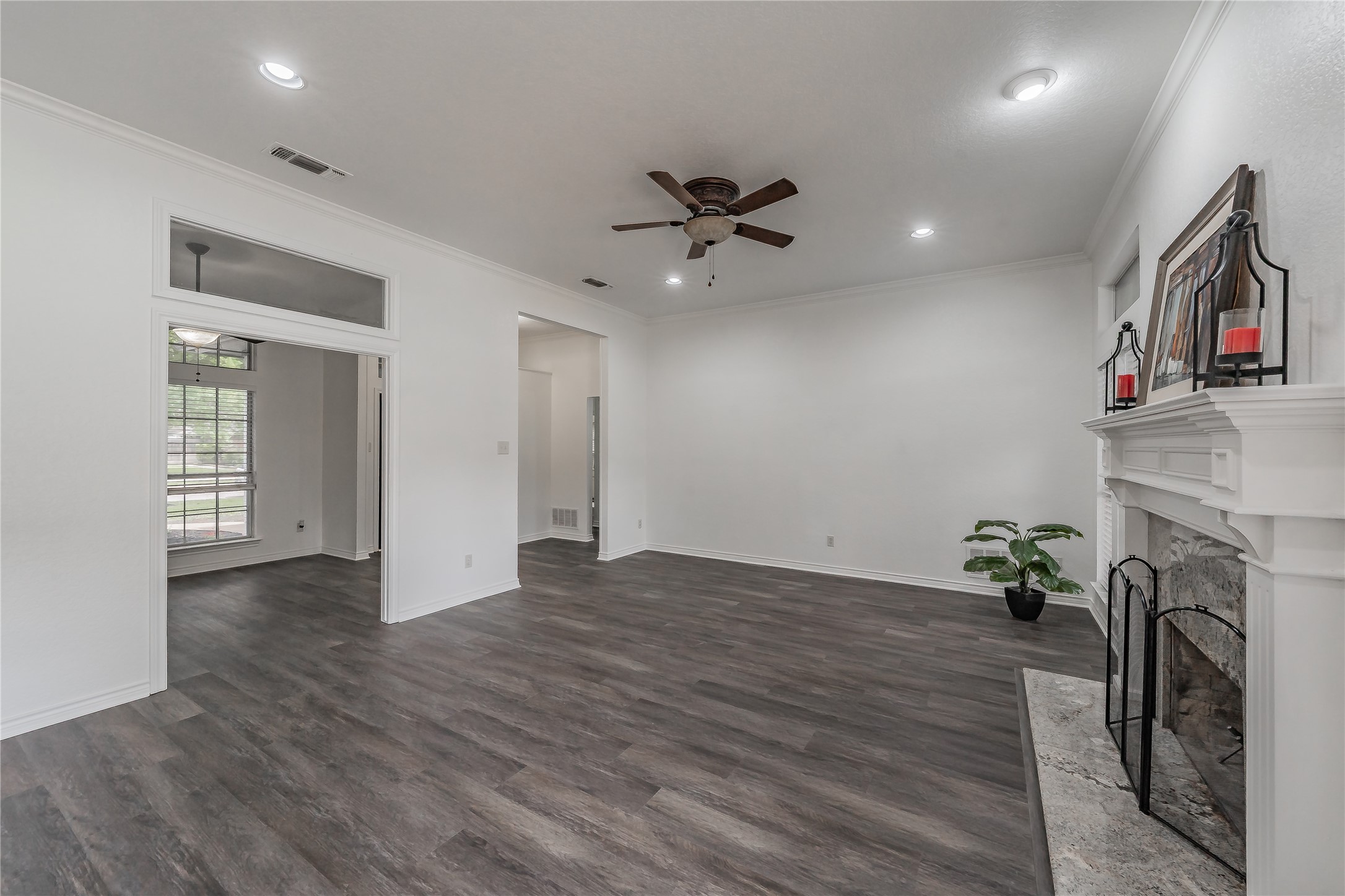 308 Creekside Drive