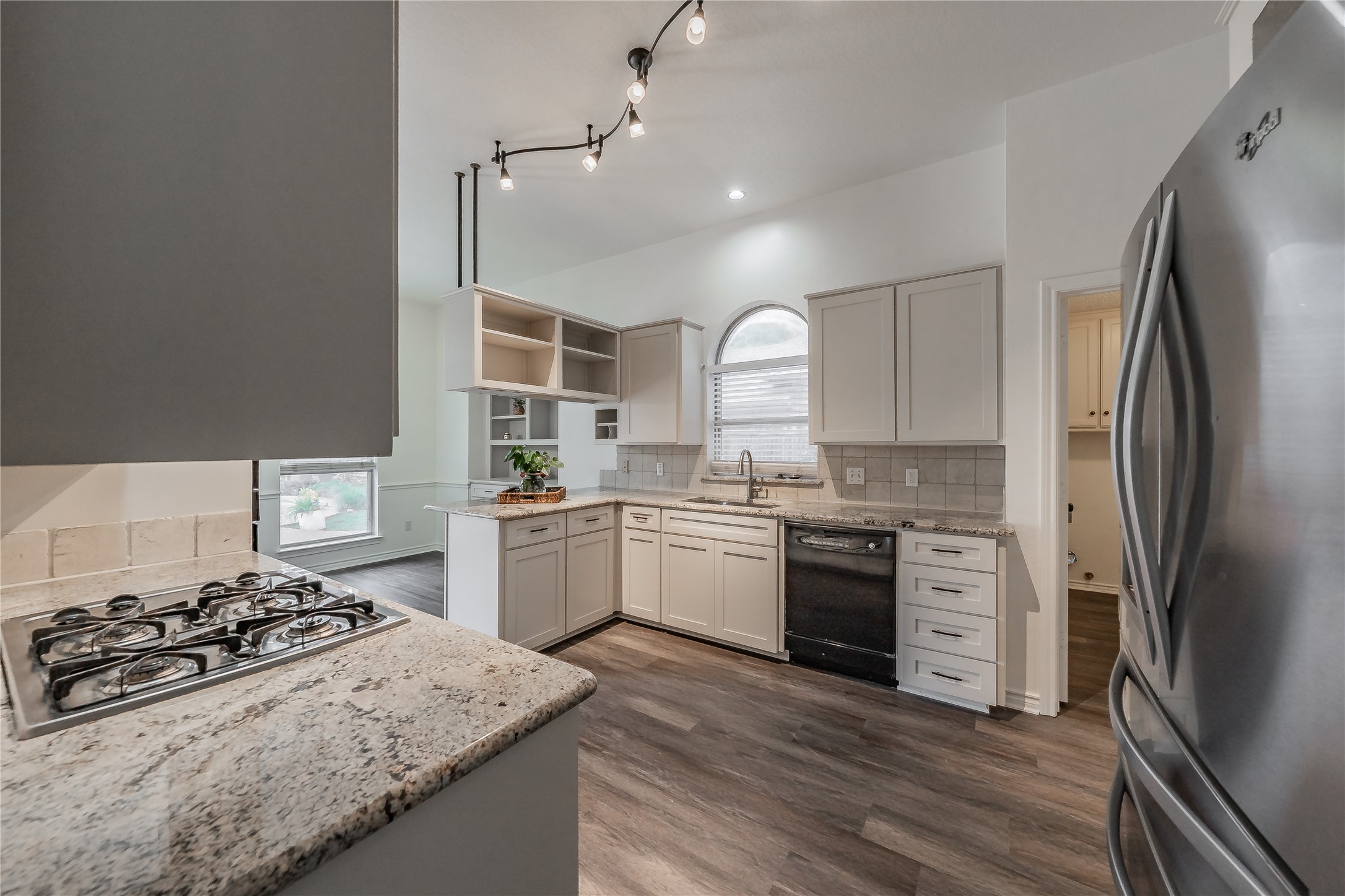 308 Creekside Drive