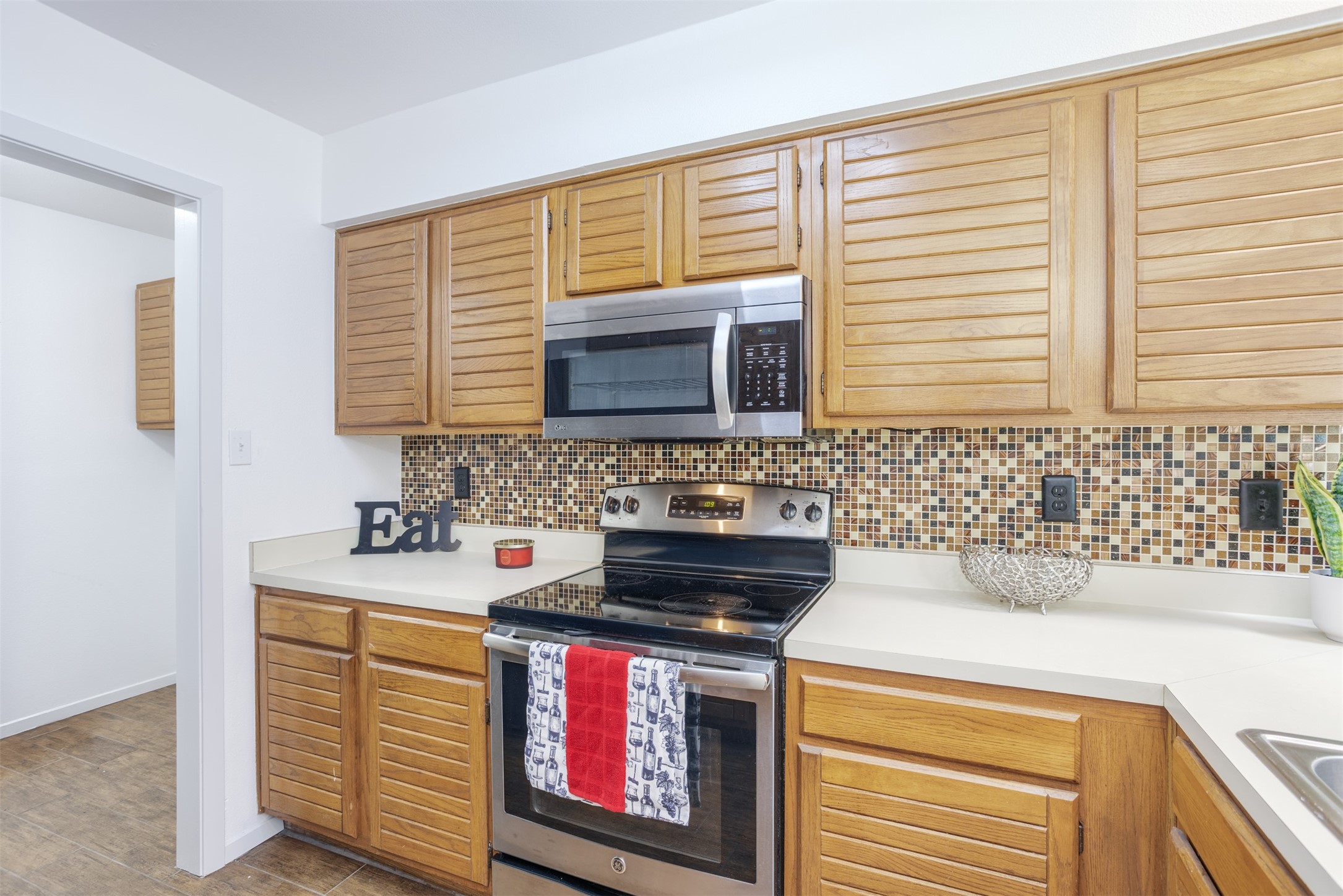 6610 Ports O Call Drive