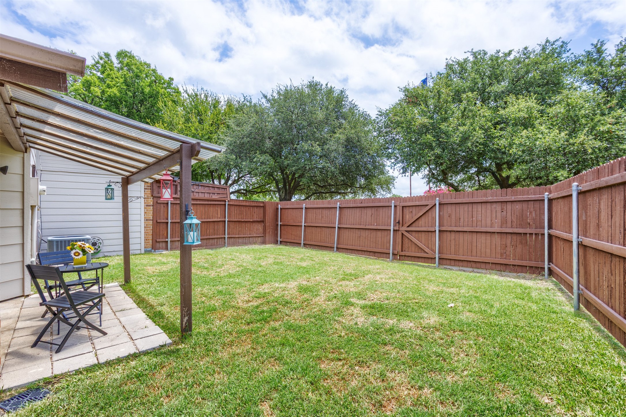 6610 Ports O Call Drive