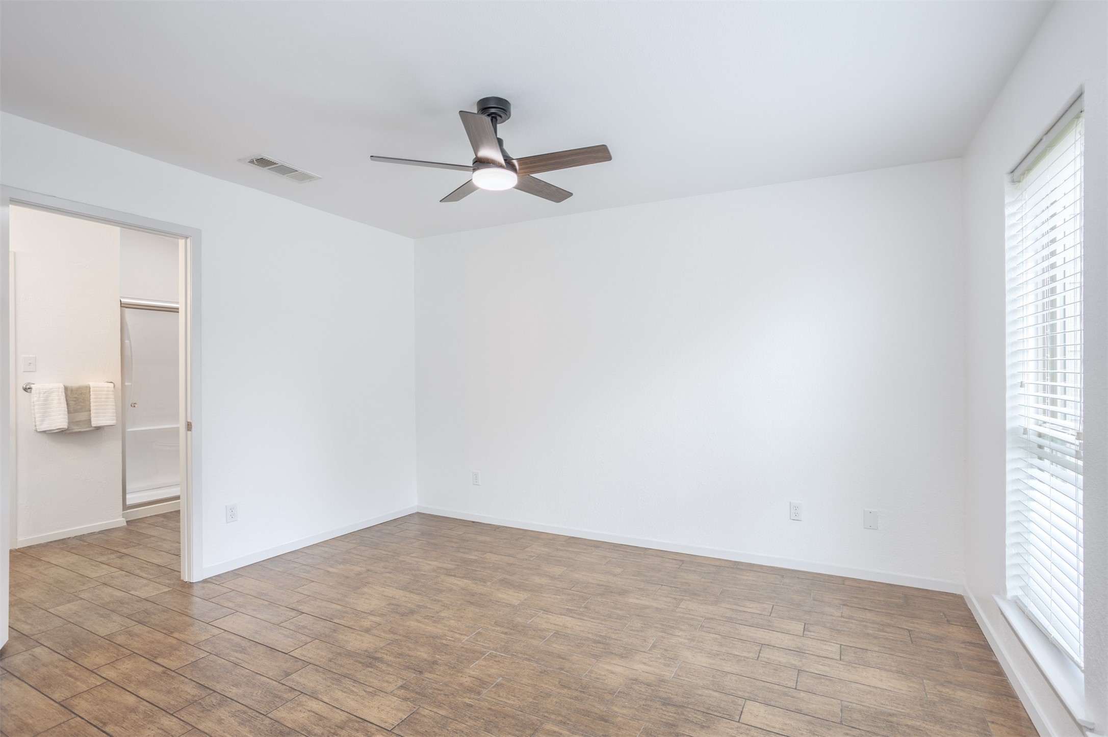 6610 Ports O Call Drive