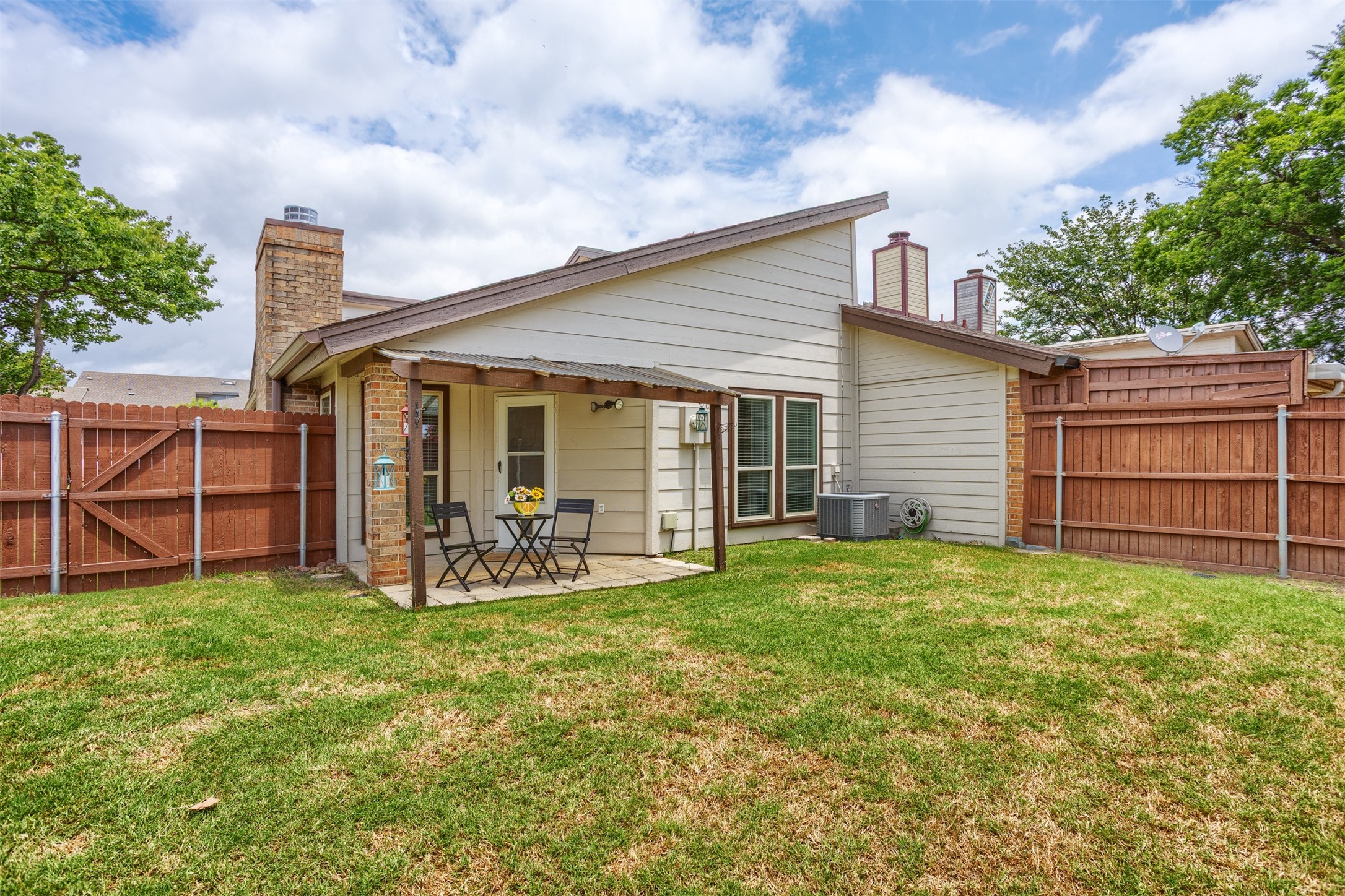 6610 Ports O Call Drive