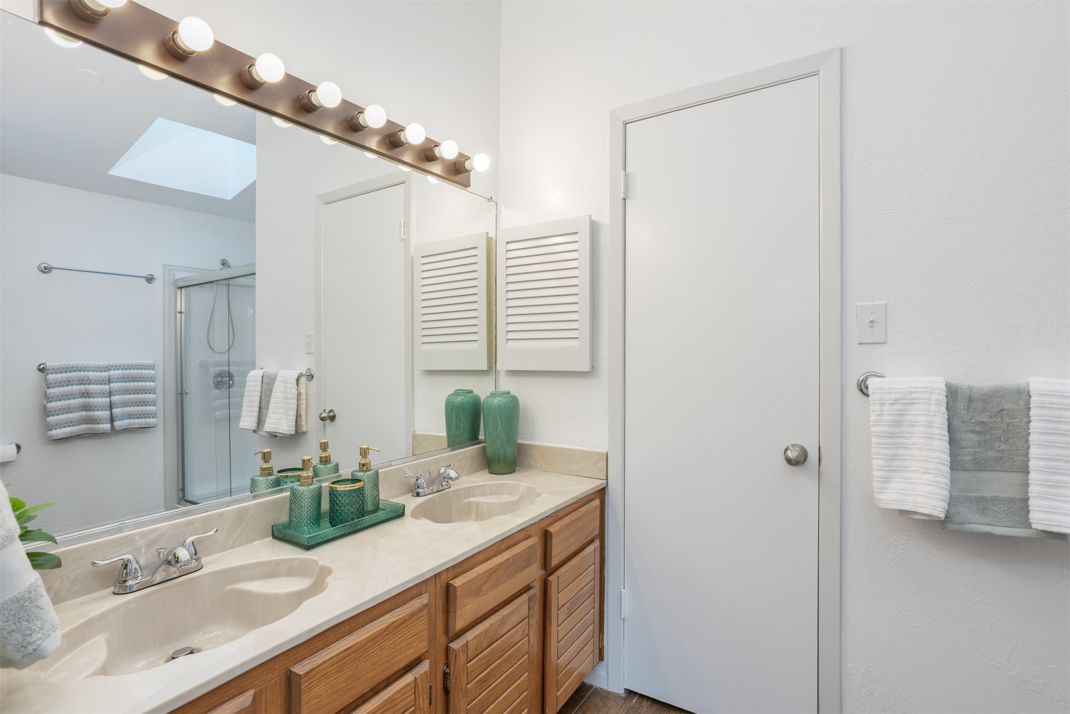 6610 Ports O Call Drive