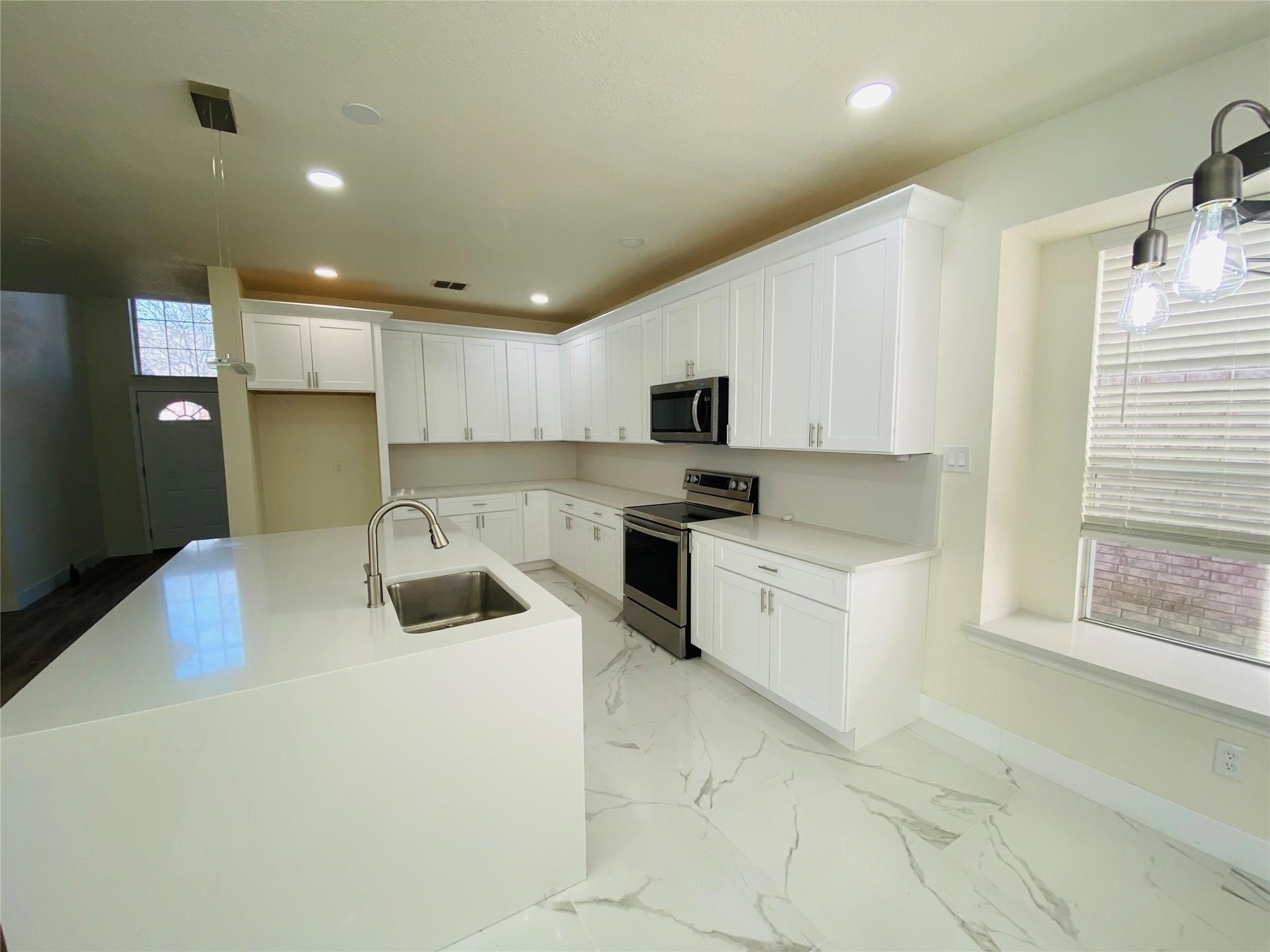 1622 Mineral Springs Drive