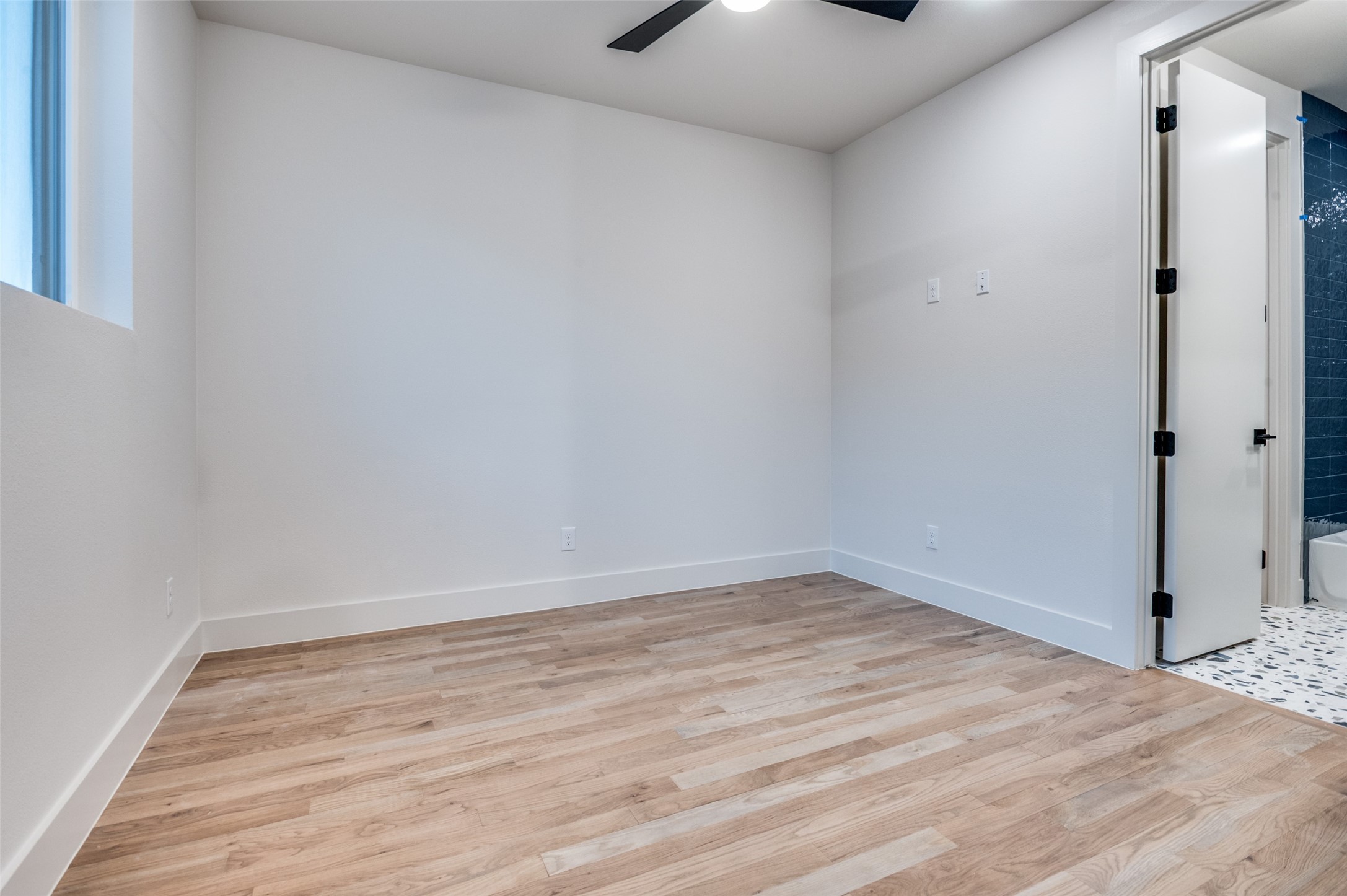 2906 Hawthorne Avenue 104