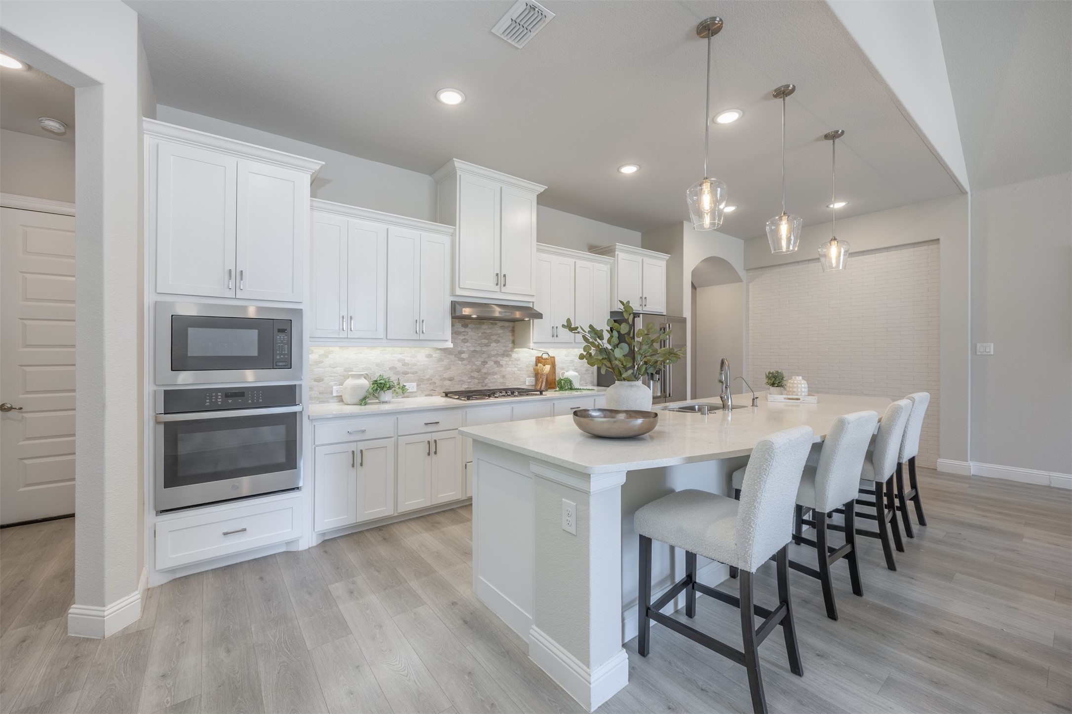 15688 Tea Tree Road