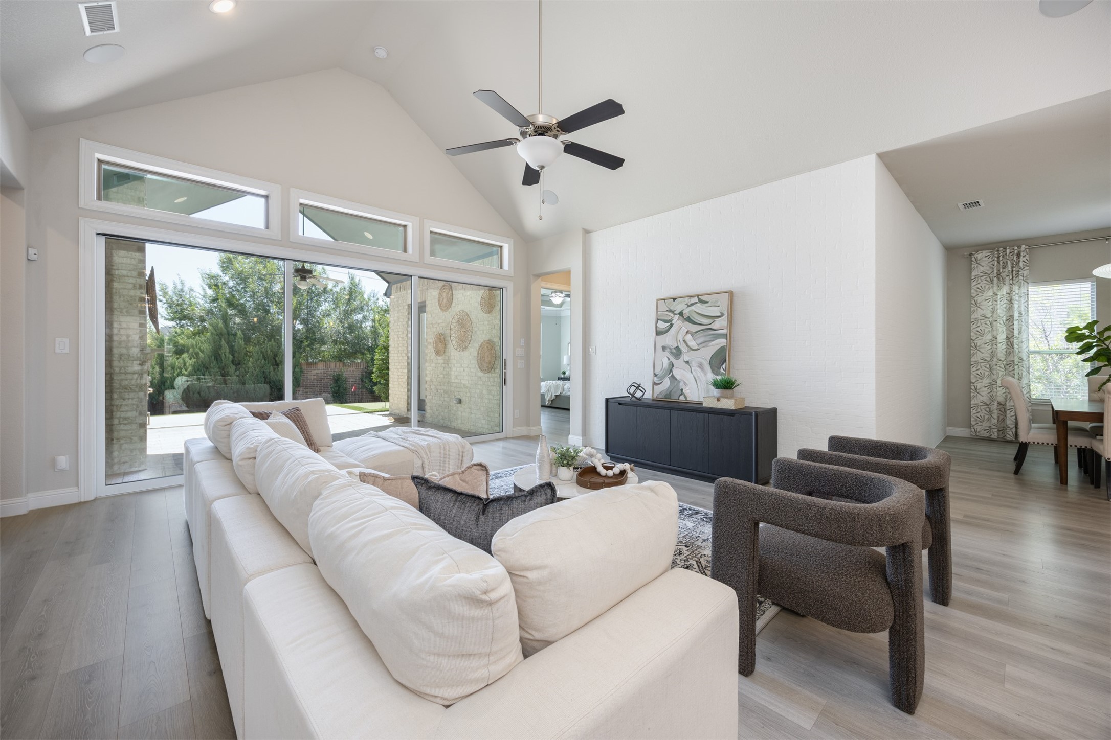 15688 Tea Tree Road