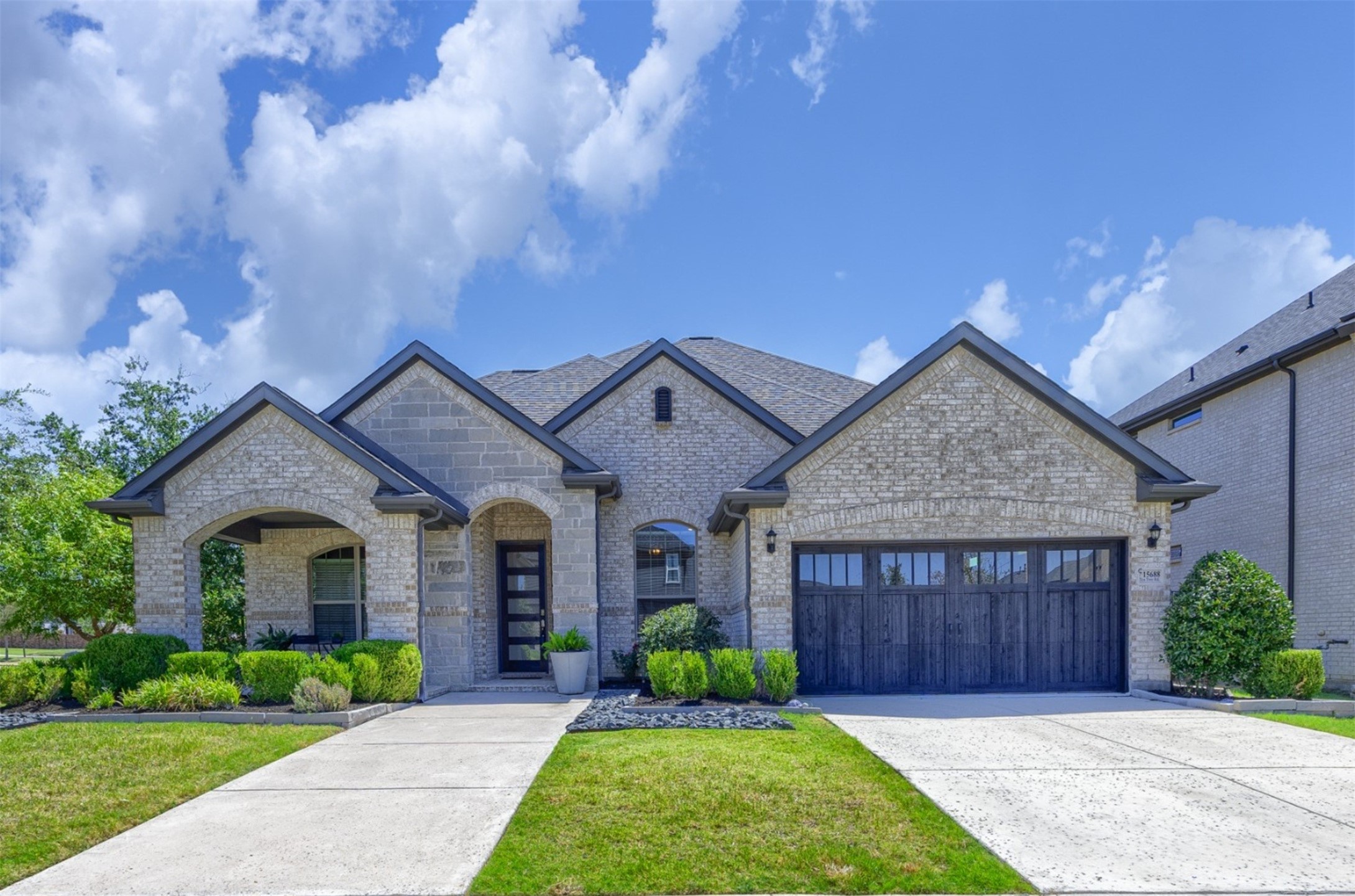15688 Tea Tree Road