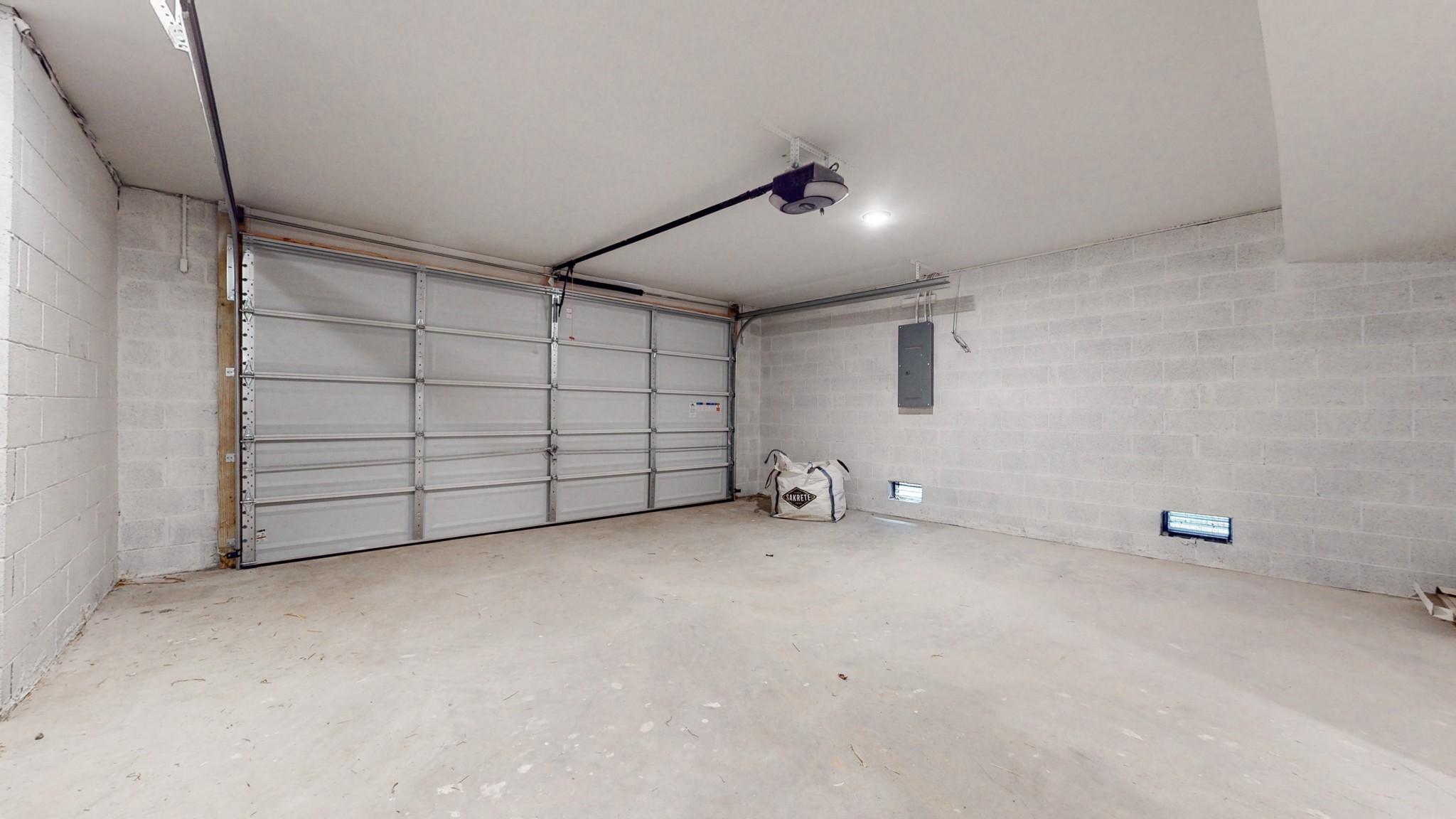 2666 Miami Ave
