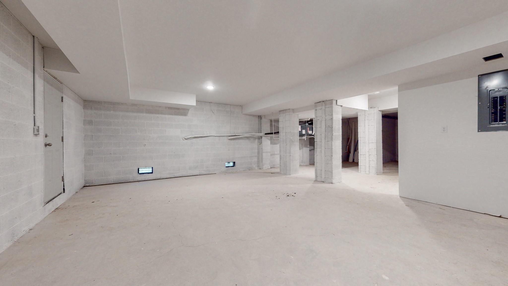 2666 Miami Ave