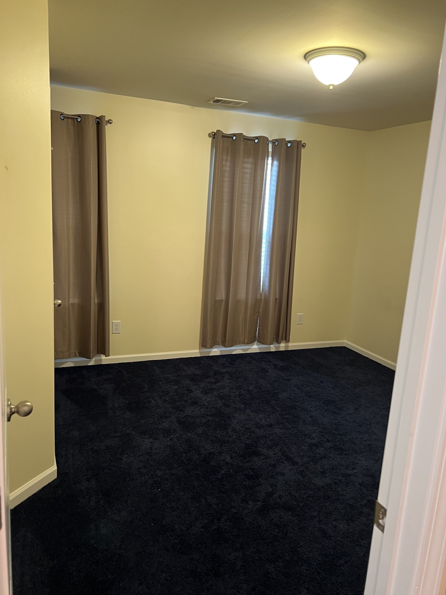 1318 Riverbrook Dr