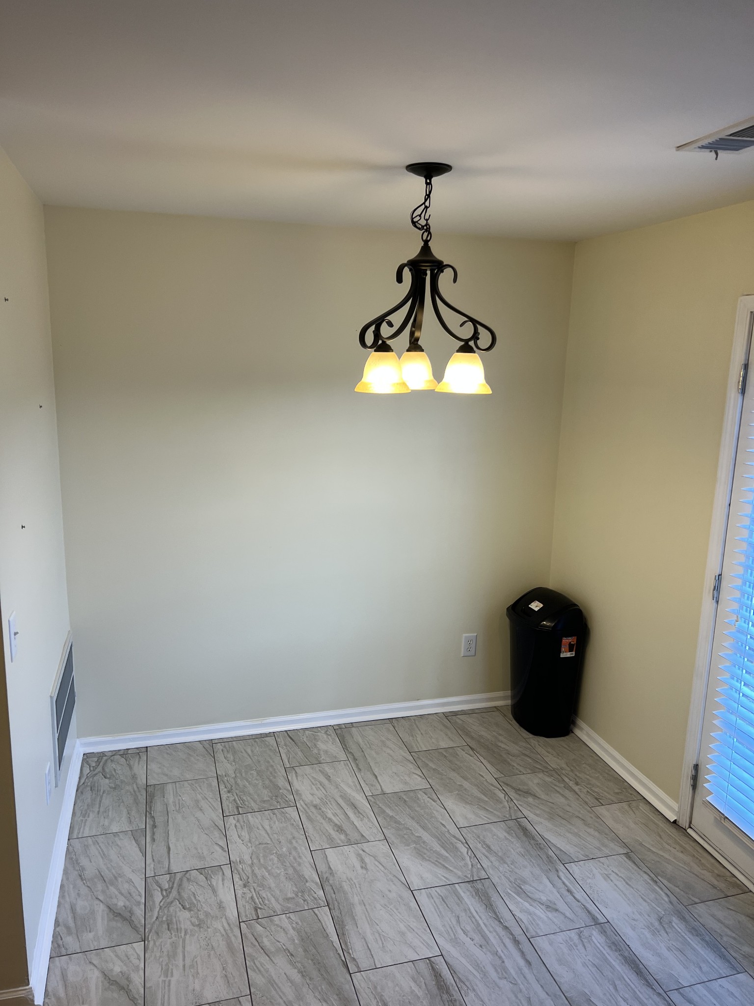 1318 Riverbrook Dr