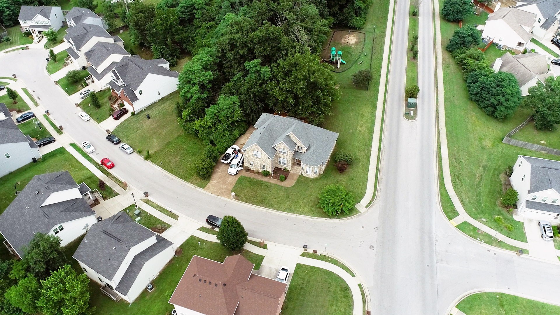 604 Summerbreeze Ln