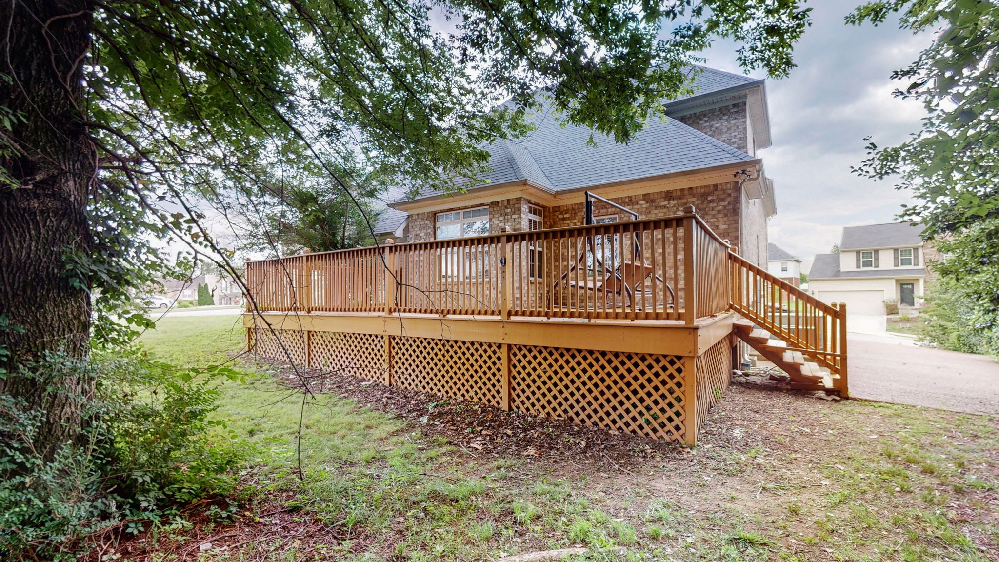 604 Summerbreeze Ln