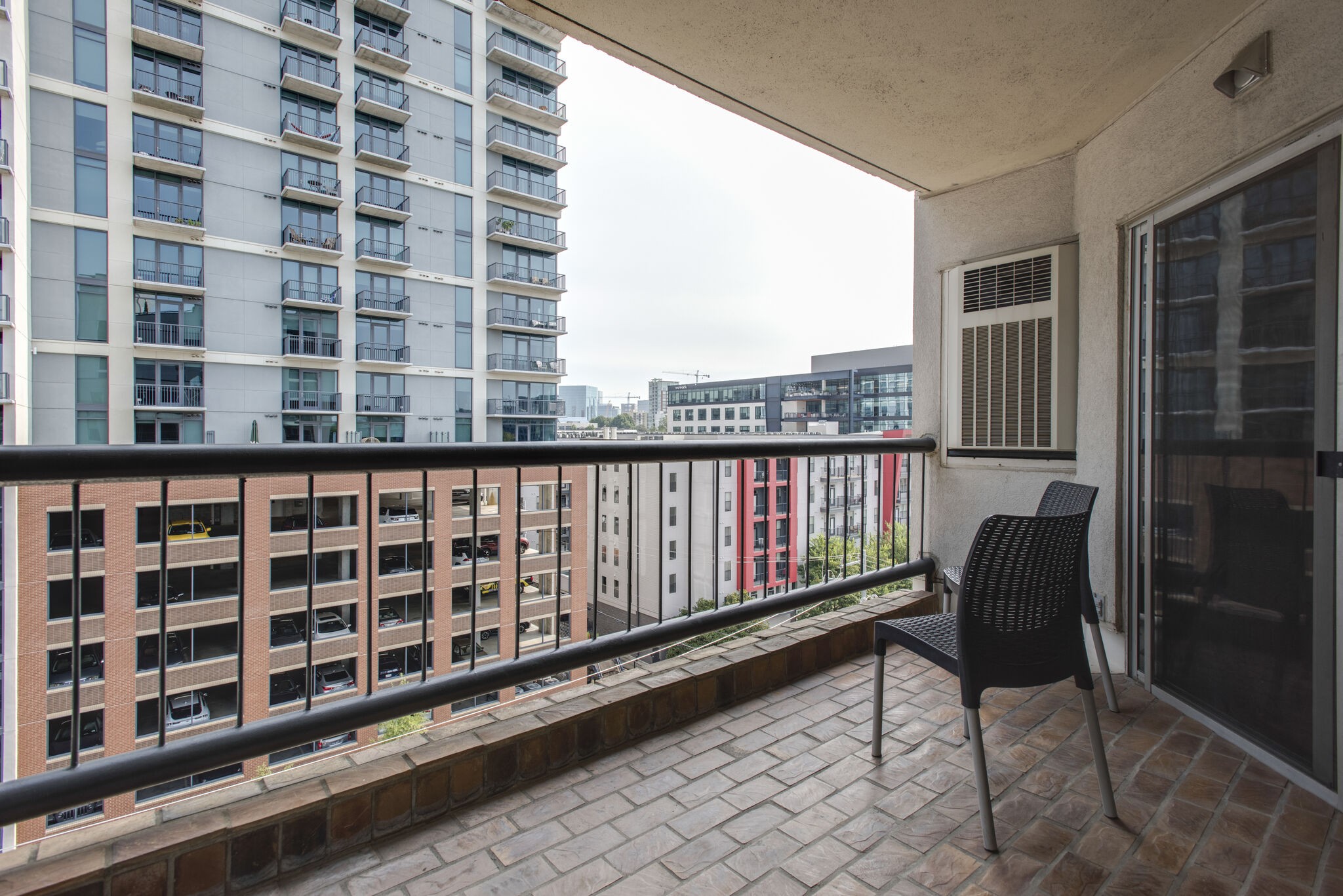 900 19th Ave, S Unit: 703