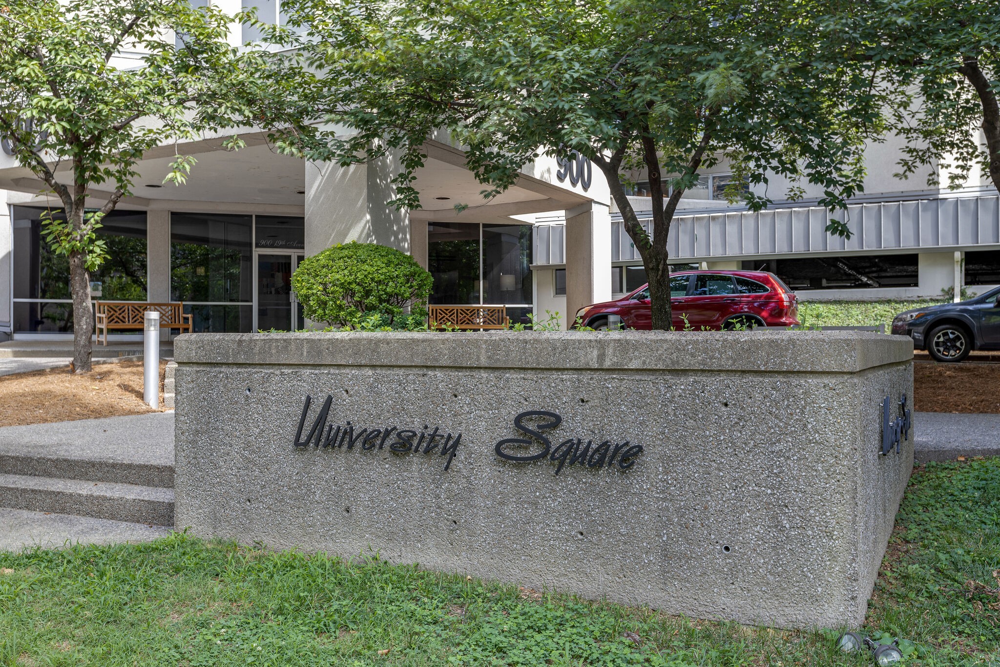 900 19th Ave, S Unit: 703