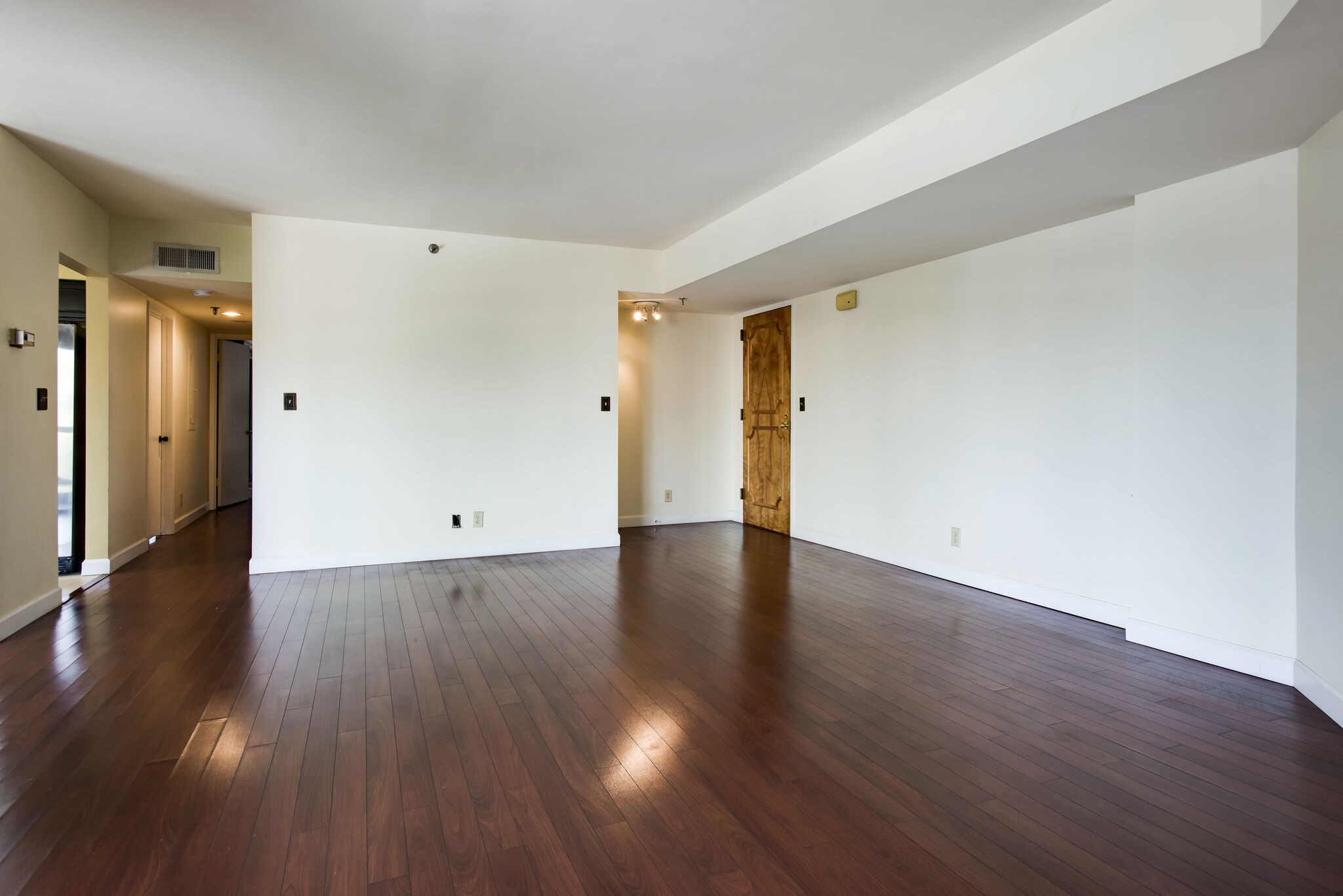 900 19th Ave, S Unit: 703