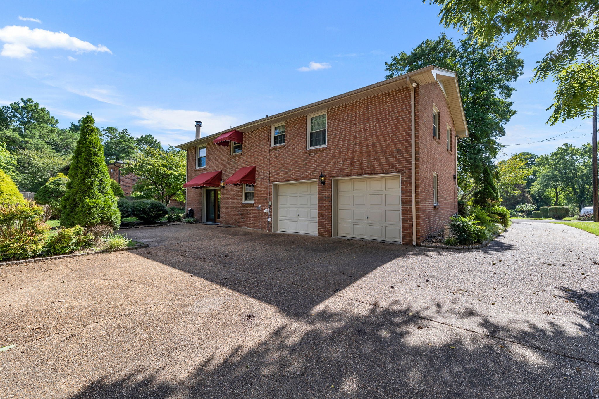 4441 Juneau Dr