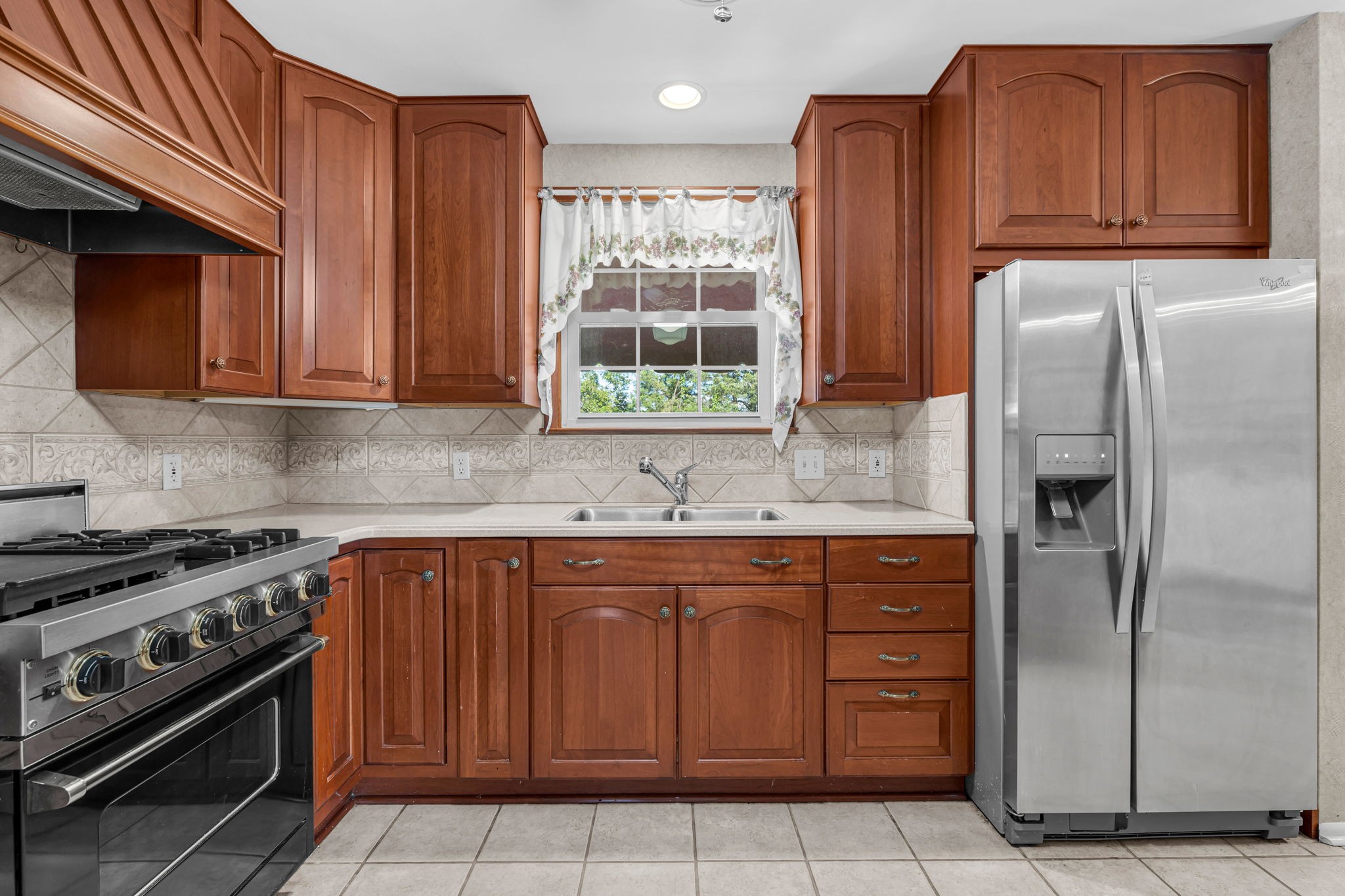 4441 Juneau Dr