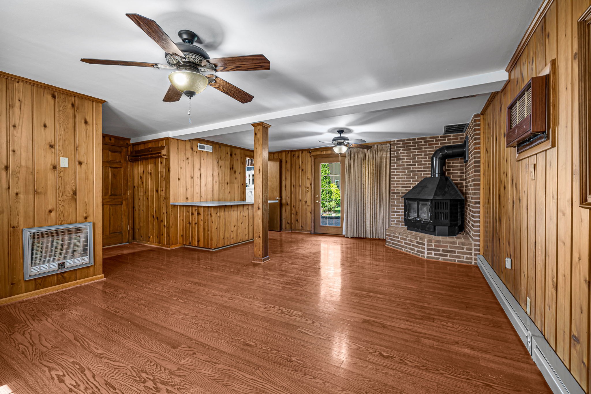 4441 Juneau Dr