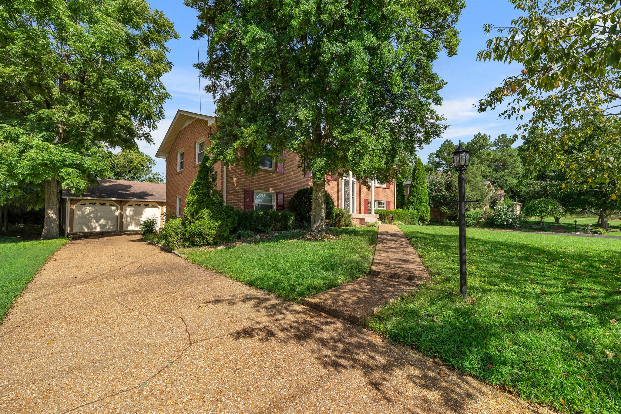 4441 Juneau Dr