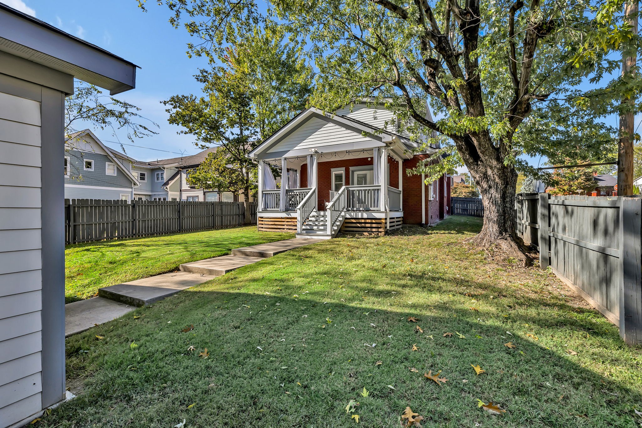 718 Shelby Ave