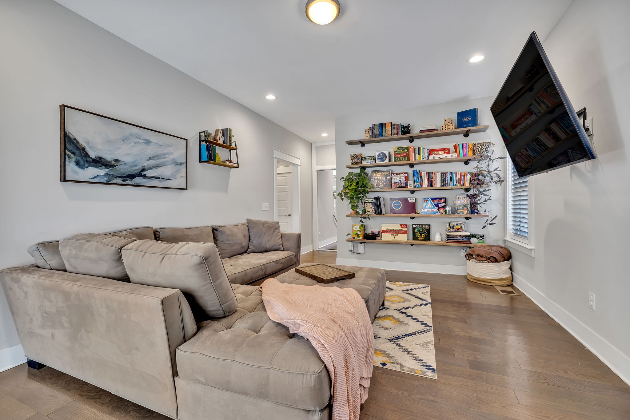 718 Shelby Ave