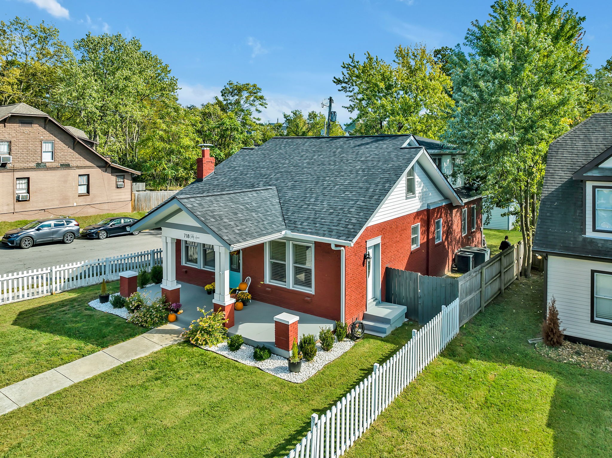 718 Shelby Ave