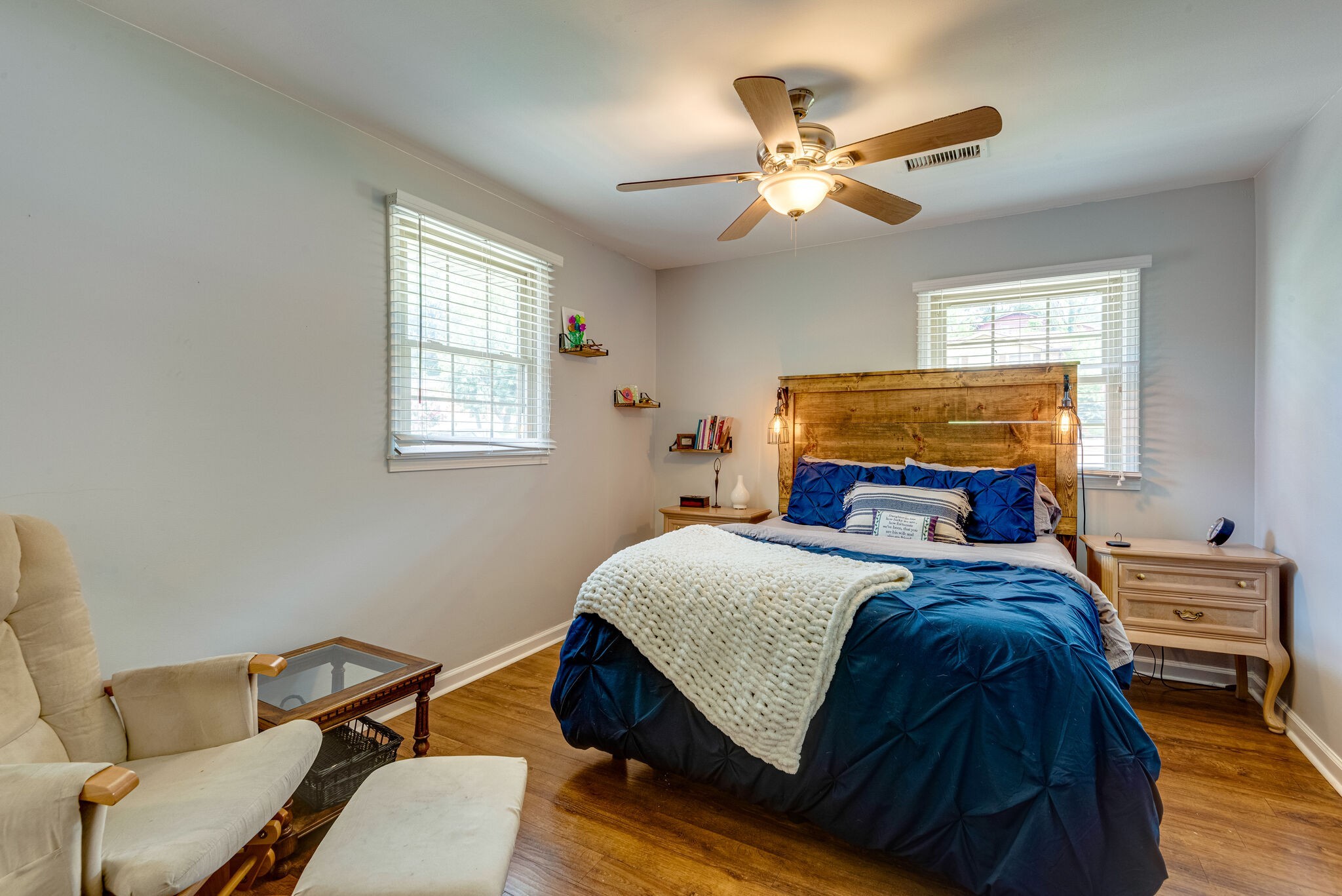 853 Oakwood Terrace Dr